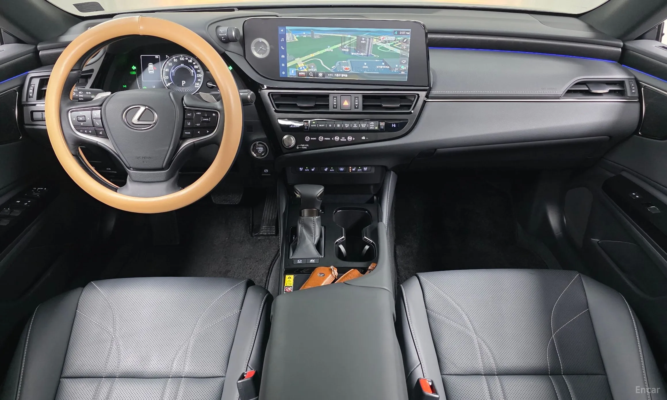 Lexus ES300h 7th Generation превью 7