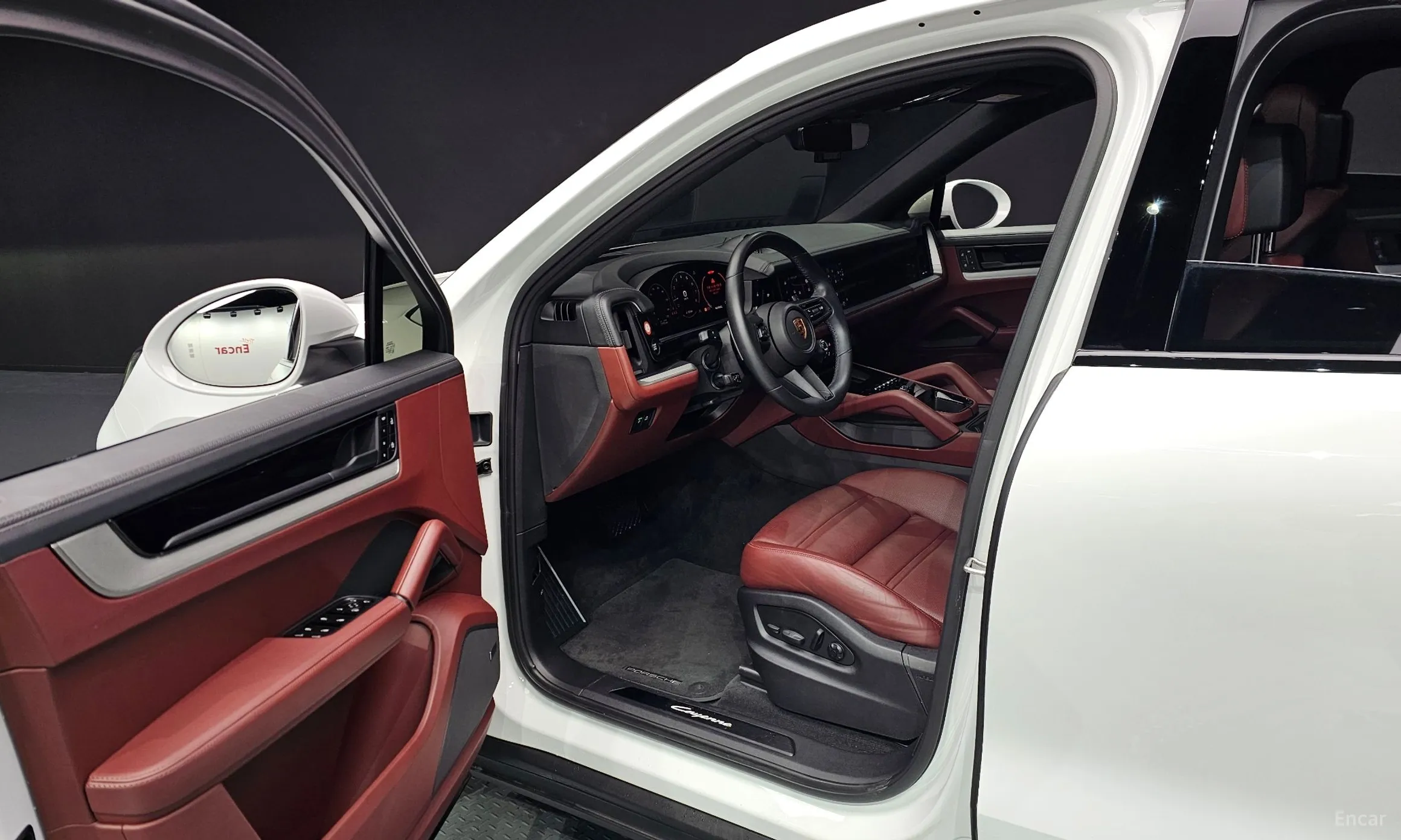 Porsche Cayenne (PO536) превью 11