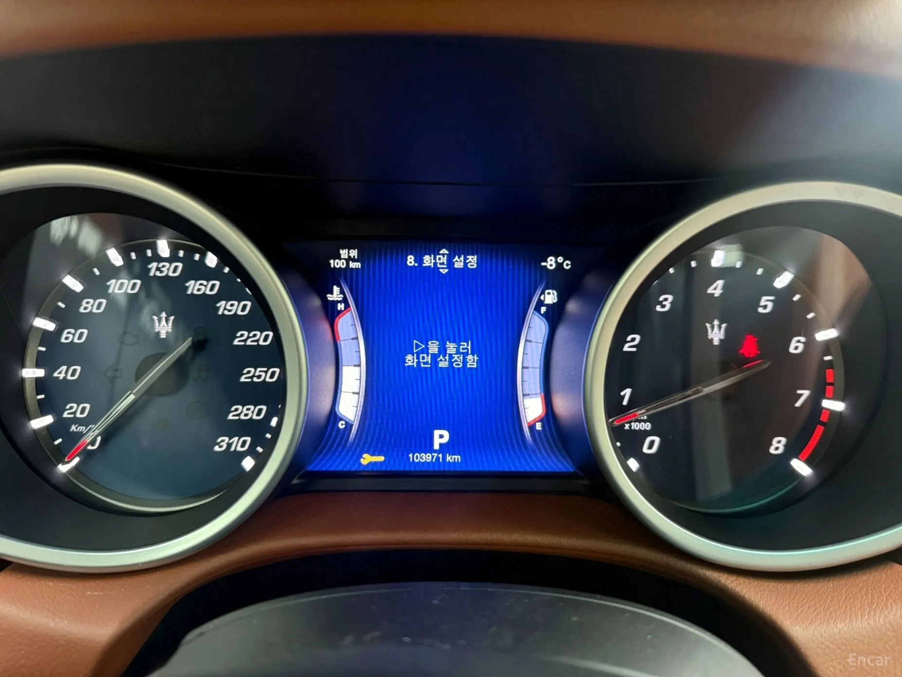 Maserati Ghibli превью 8
