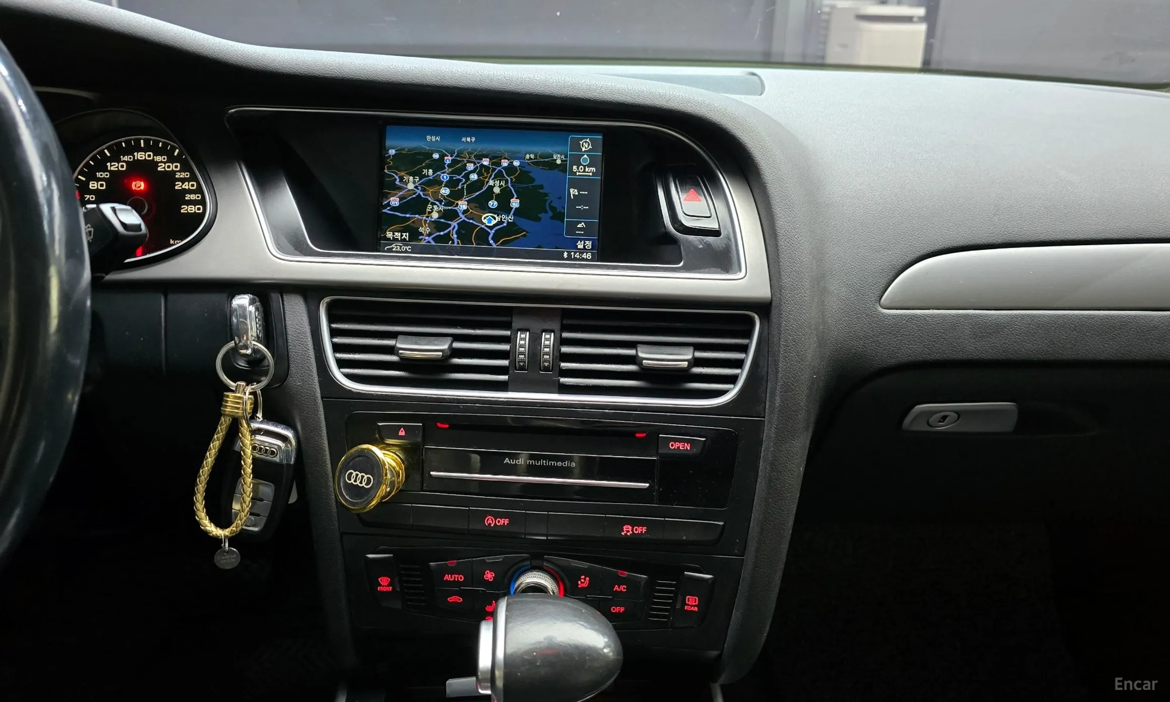 Audi New A4 превью 19
