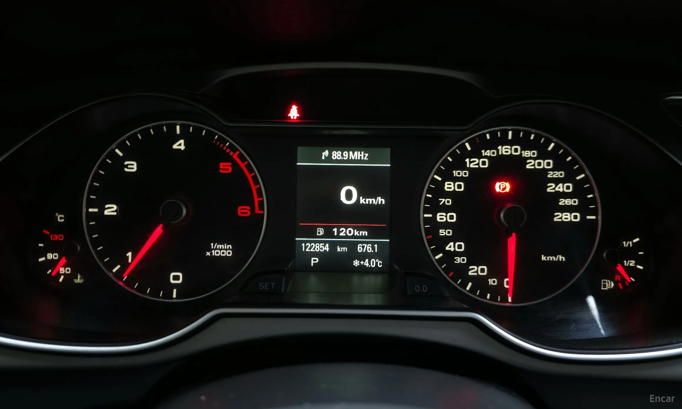 Audi New A4 превью 8