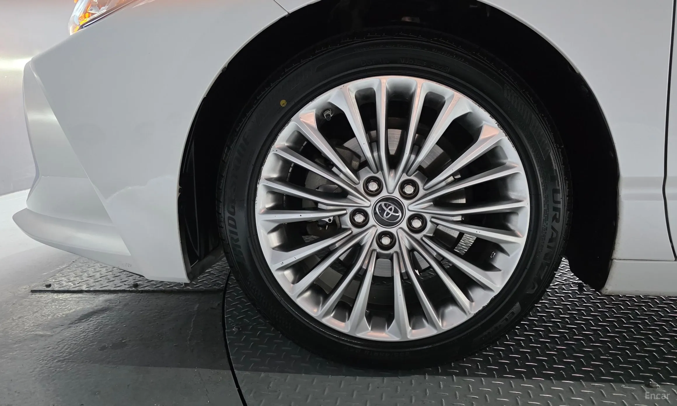 Toyota Avalon 5th Generation превью 5