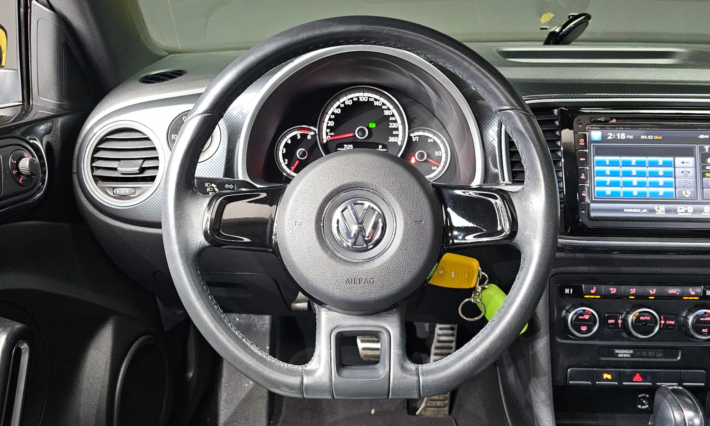Volkswagen The Beetle превью 12
