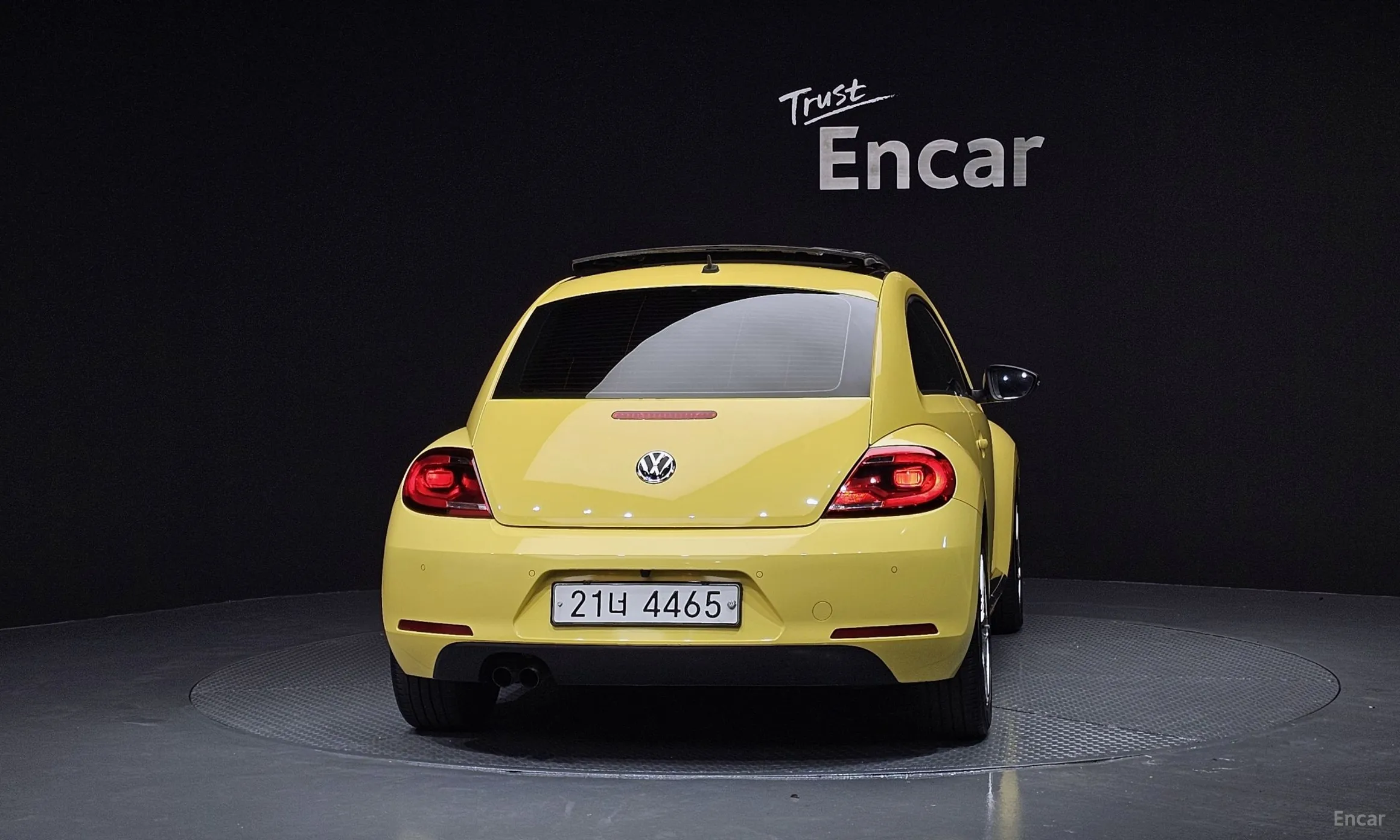 Volkswagen The Beetle превью 4