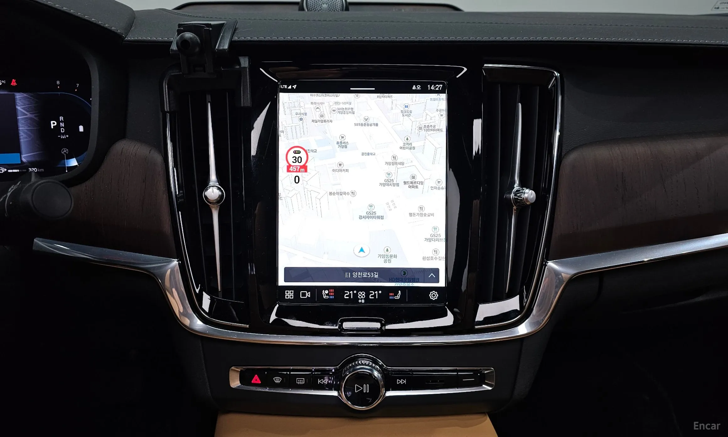 Volvo S90 превью 14