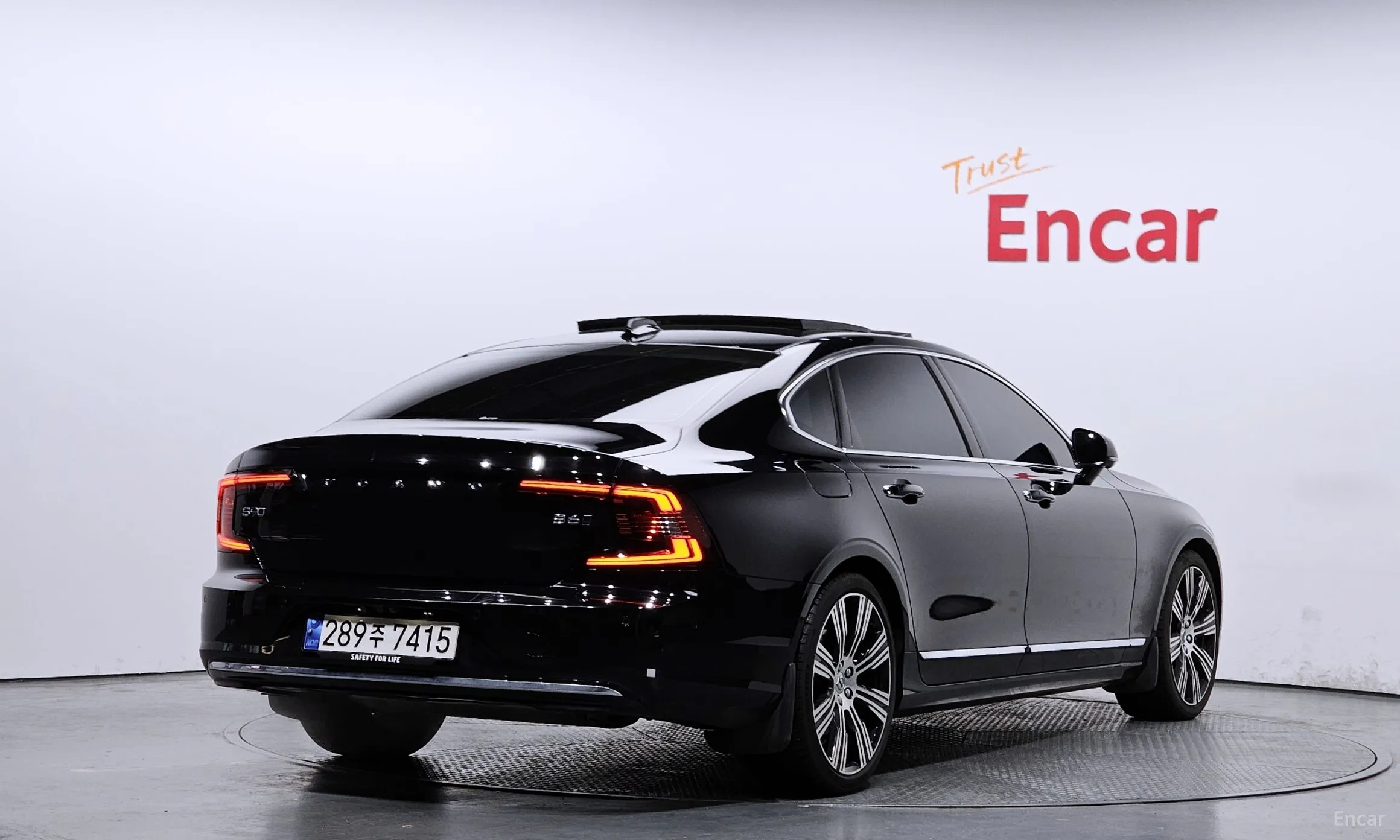 Volvo S90 превью 2