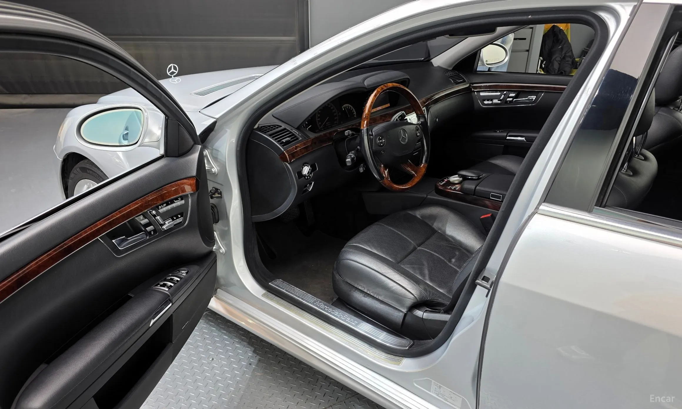 Mercedes Benz S-Class W221 превью 10
