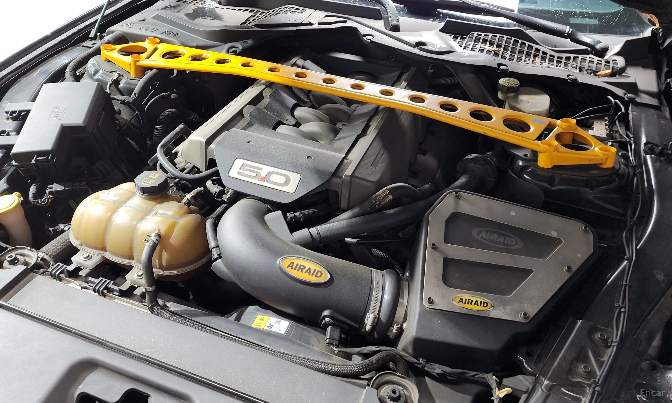 Ford Mustang превью 6