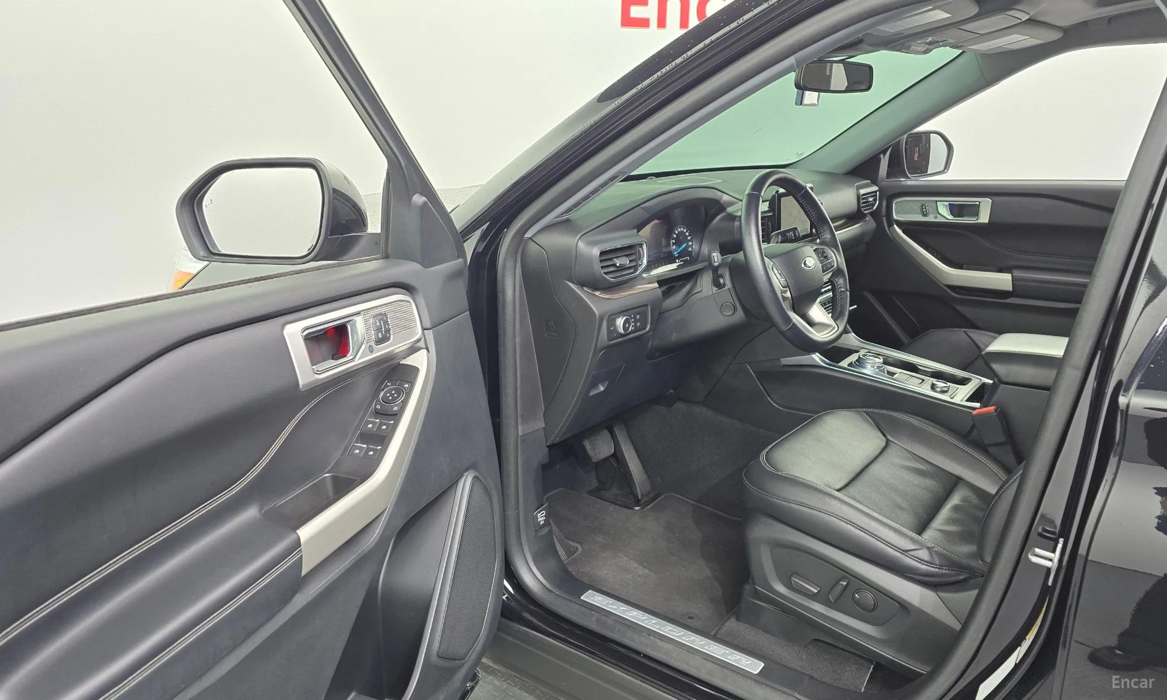 Ford Explorer 6th Generation превью 10