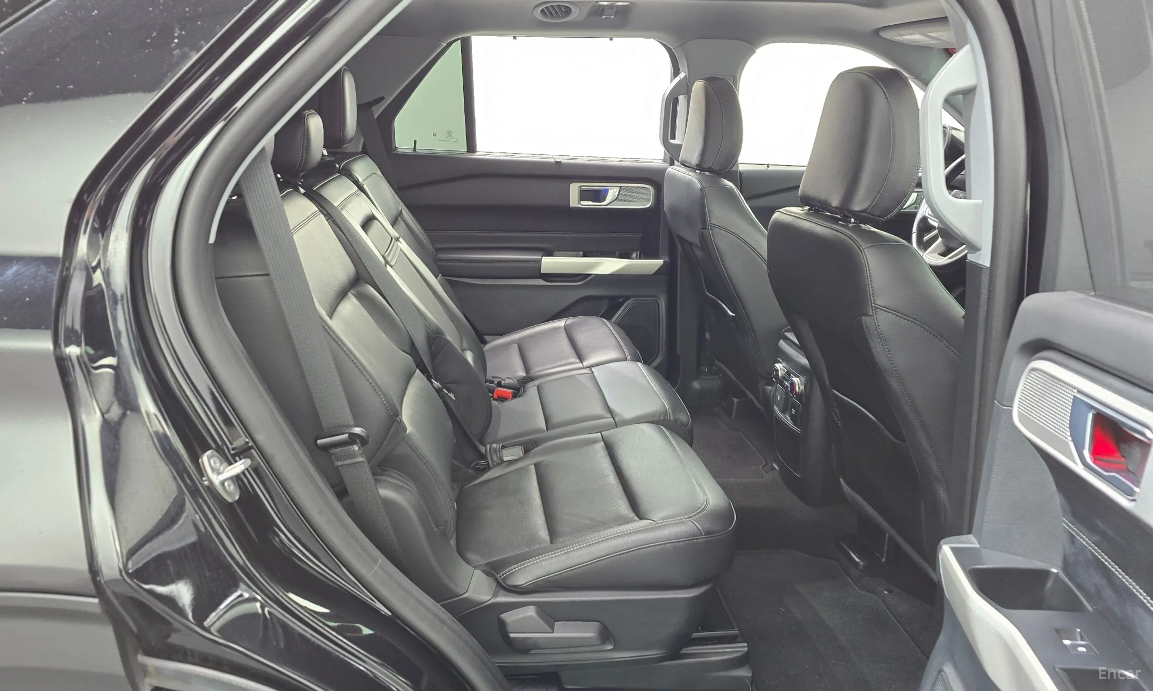 Ford Explorer 6th Generation превью 12