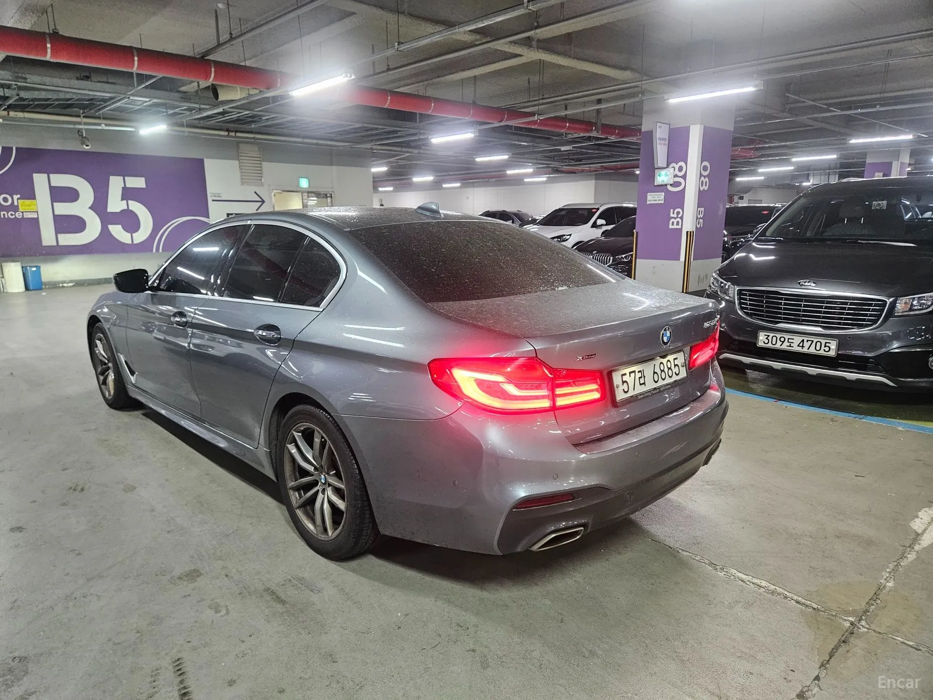 BMW 5 Series (G30) превью 4