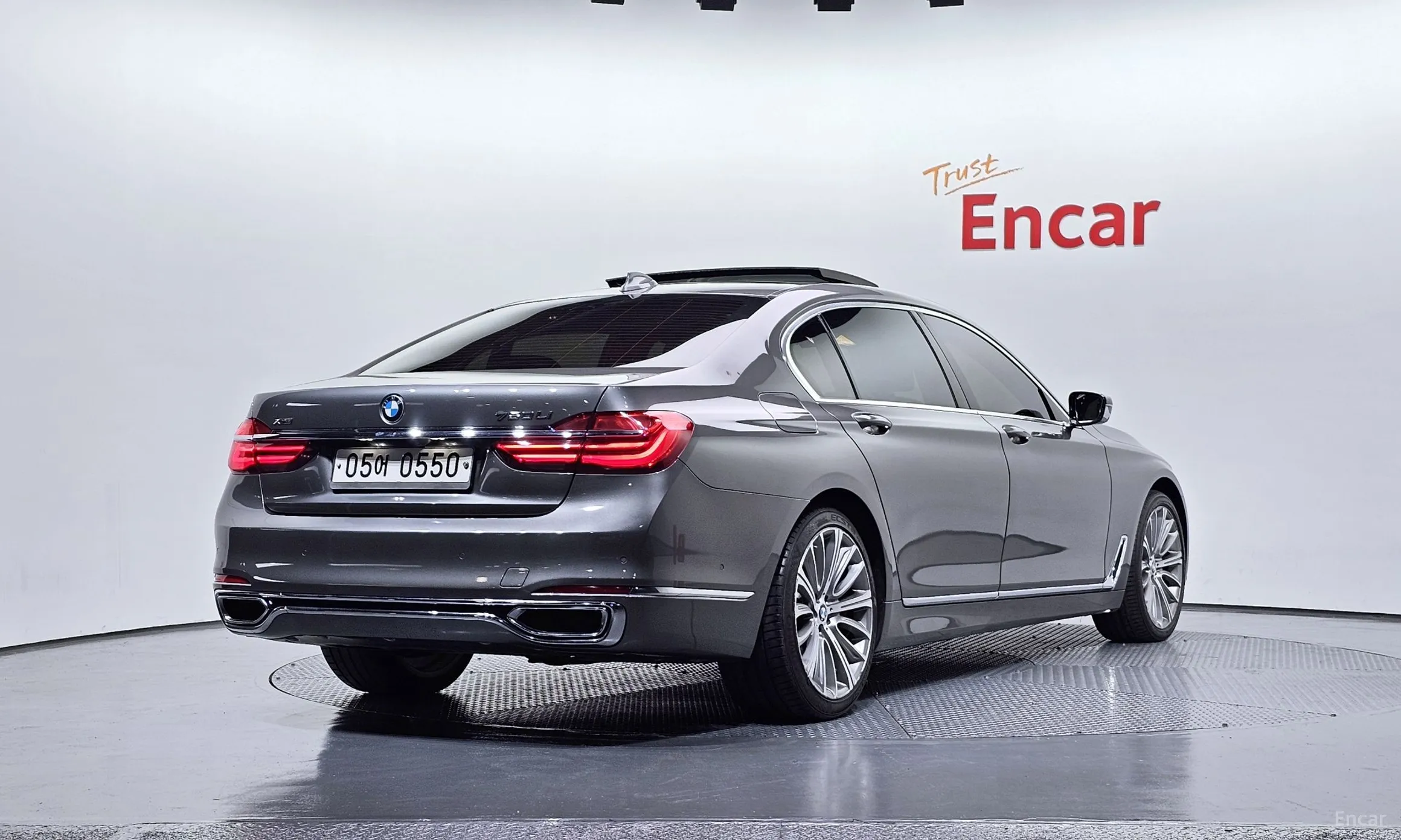 BMW 7 Series (G11)