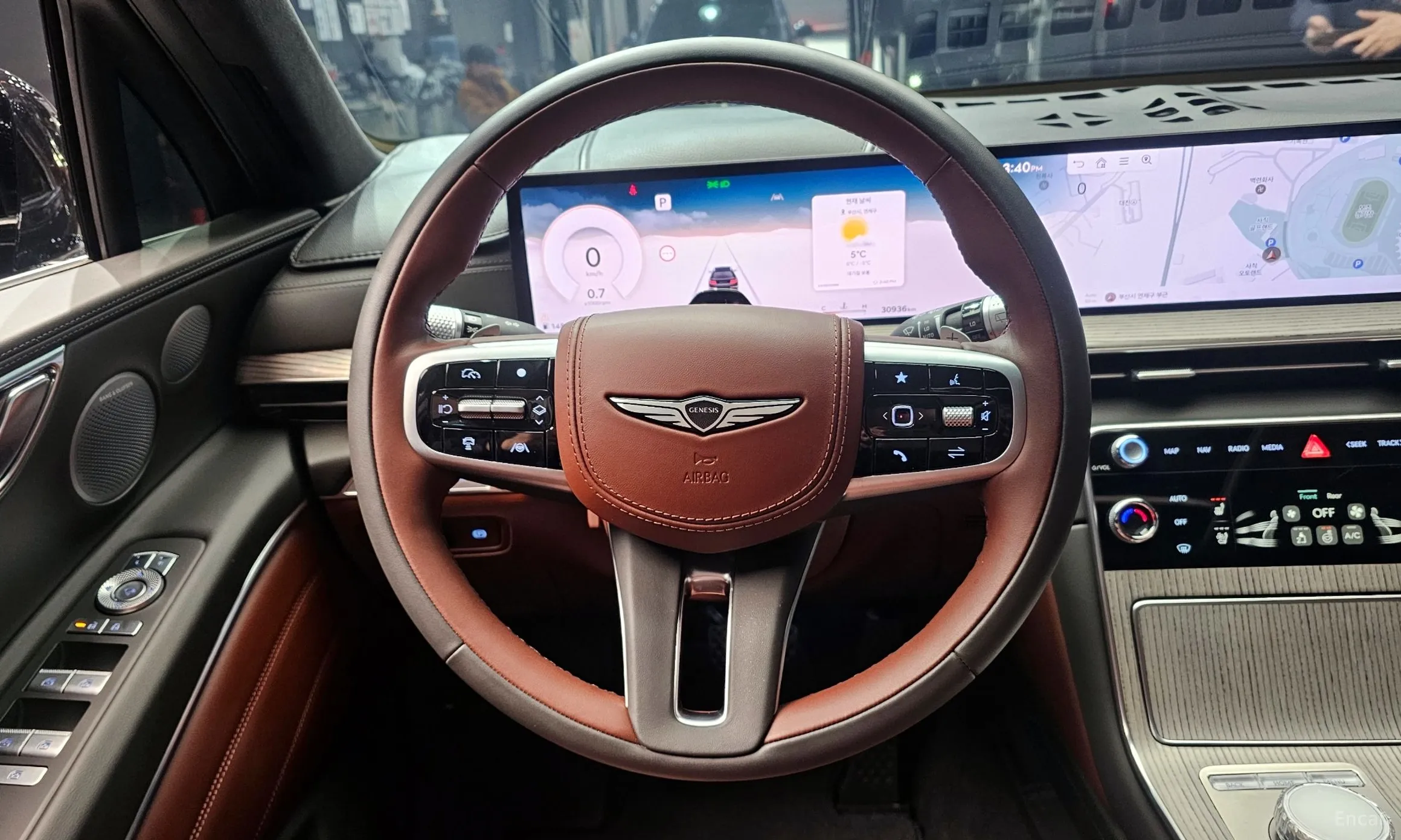 Genesis GV80 превью 14