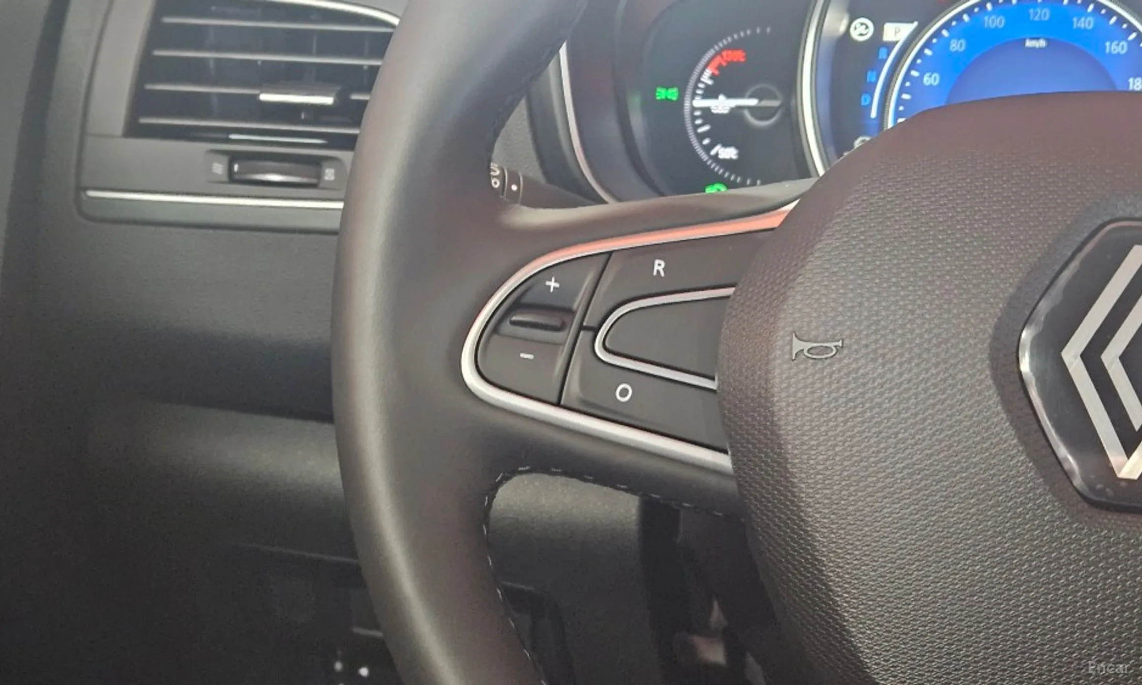 Renault Korea (Samsung) QM6 превью 15