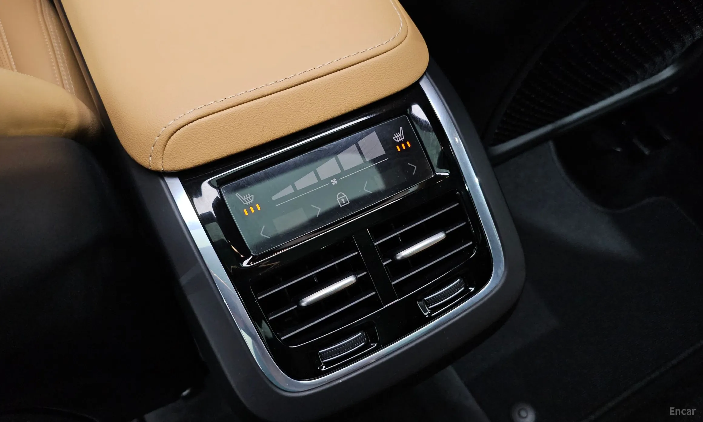 Volvo XC60 Gen 2 превью 18