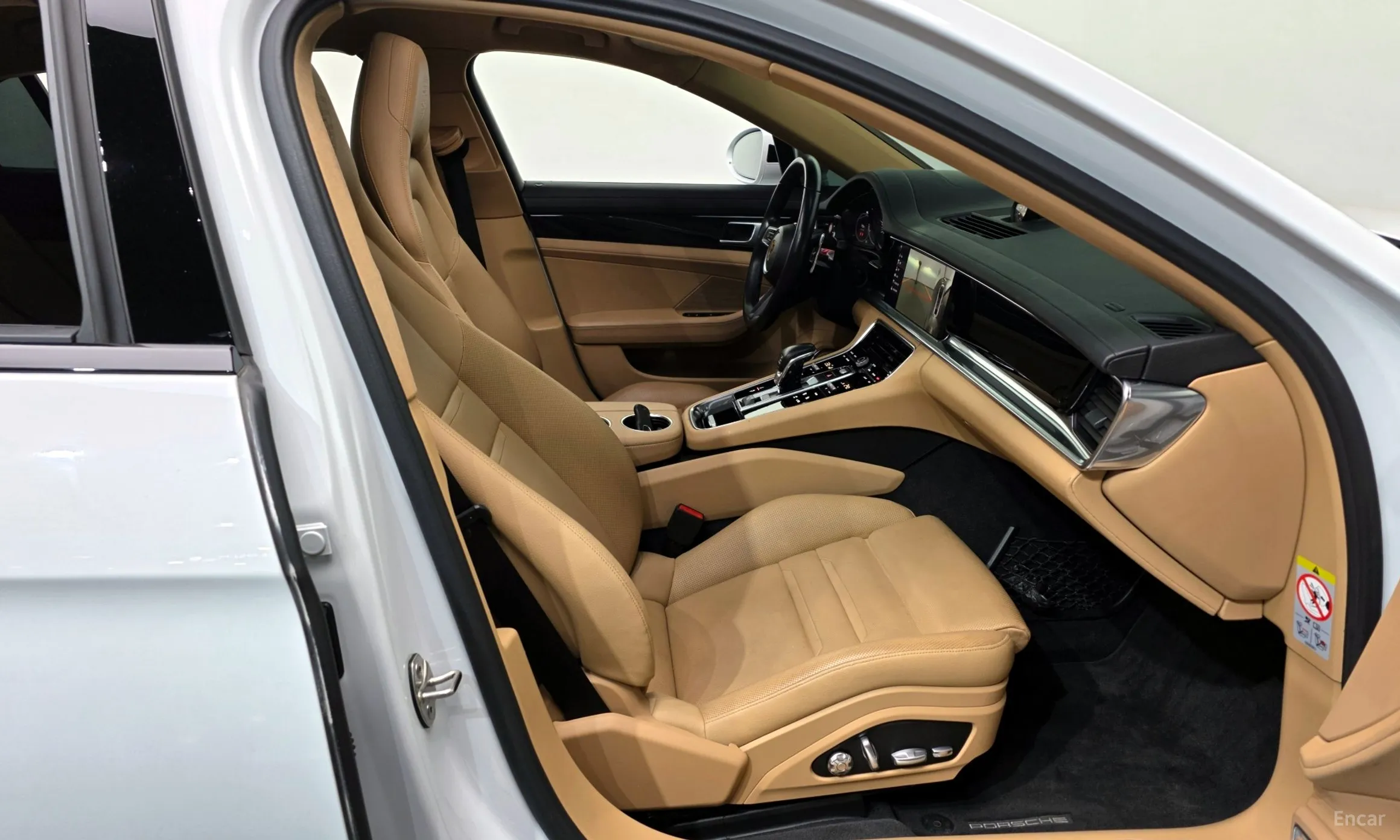 Porsche Panamera (971) превью 11
