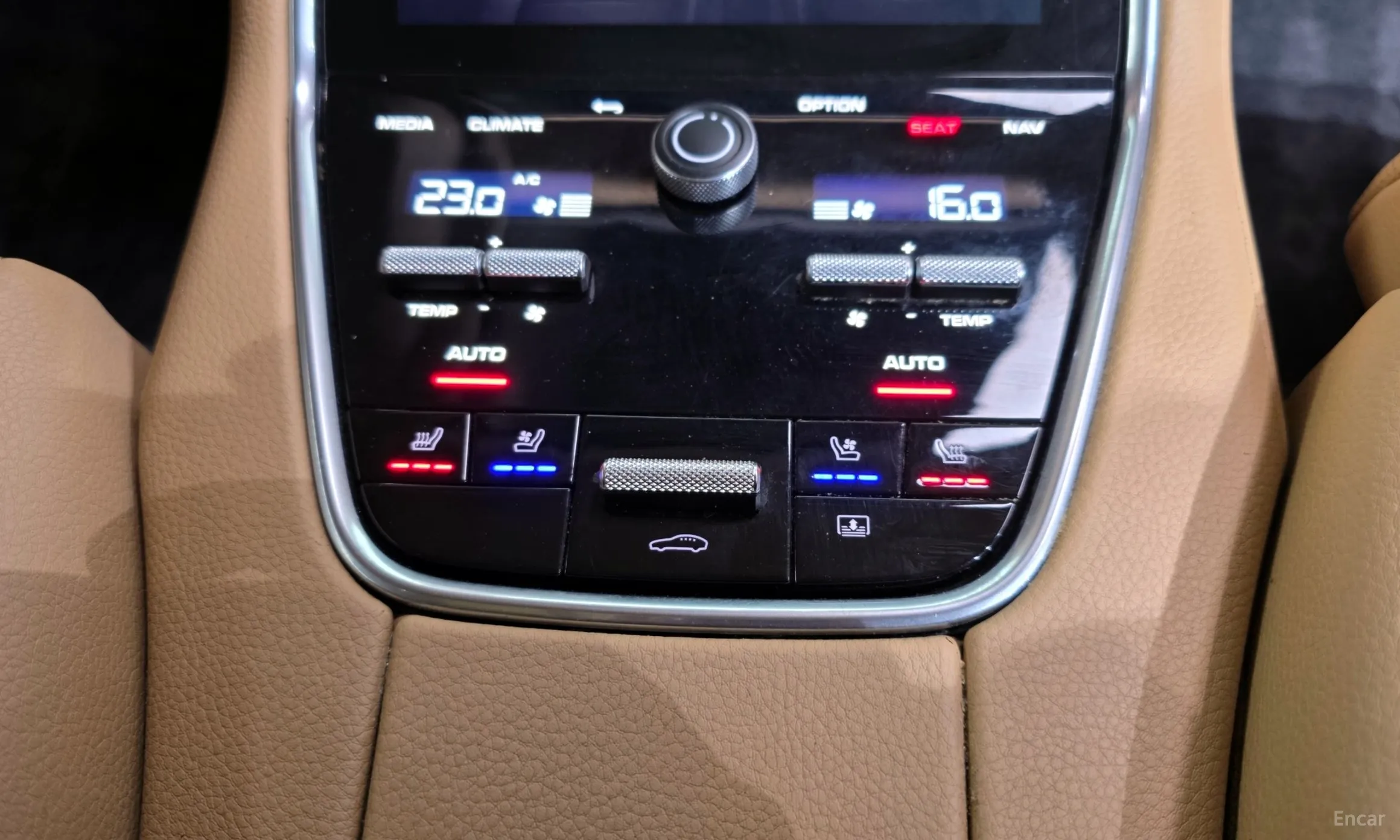 Porsche Panamera (971) превью 19