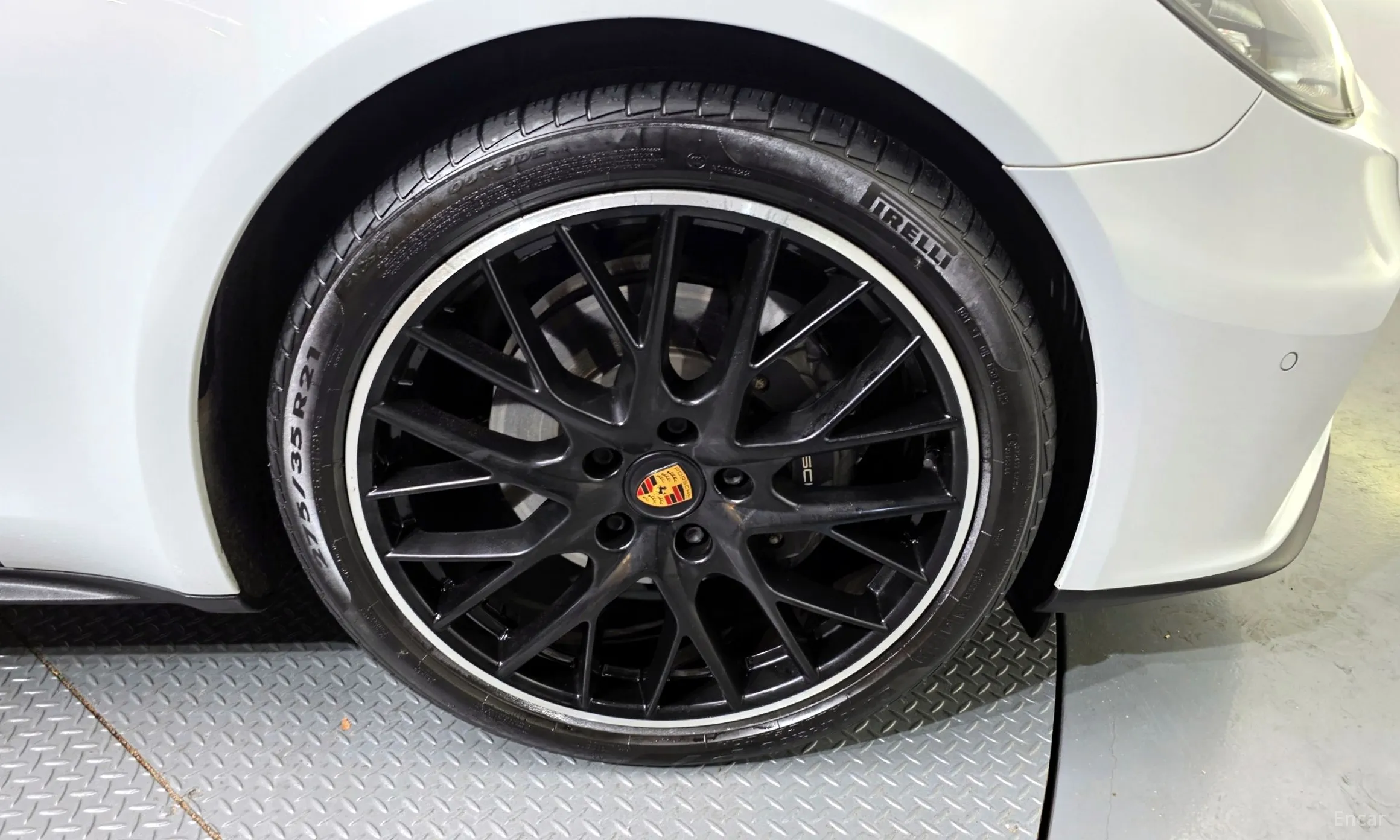 Porsche Panamera (971) превью 5