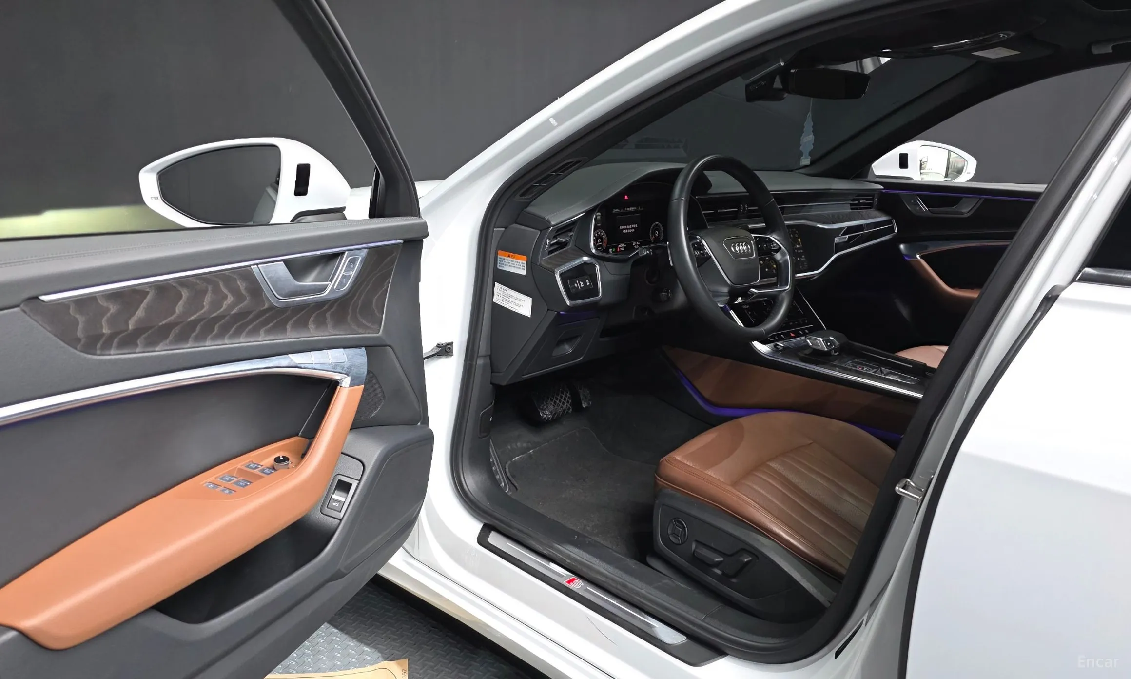 Audi A6 (C8) превью 10
