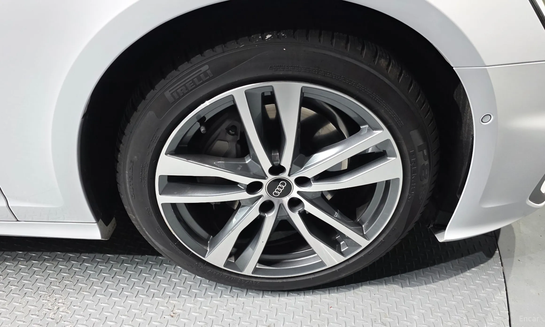 Audi A6 (C8) превью 5