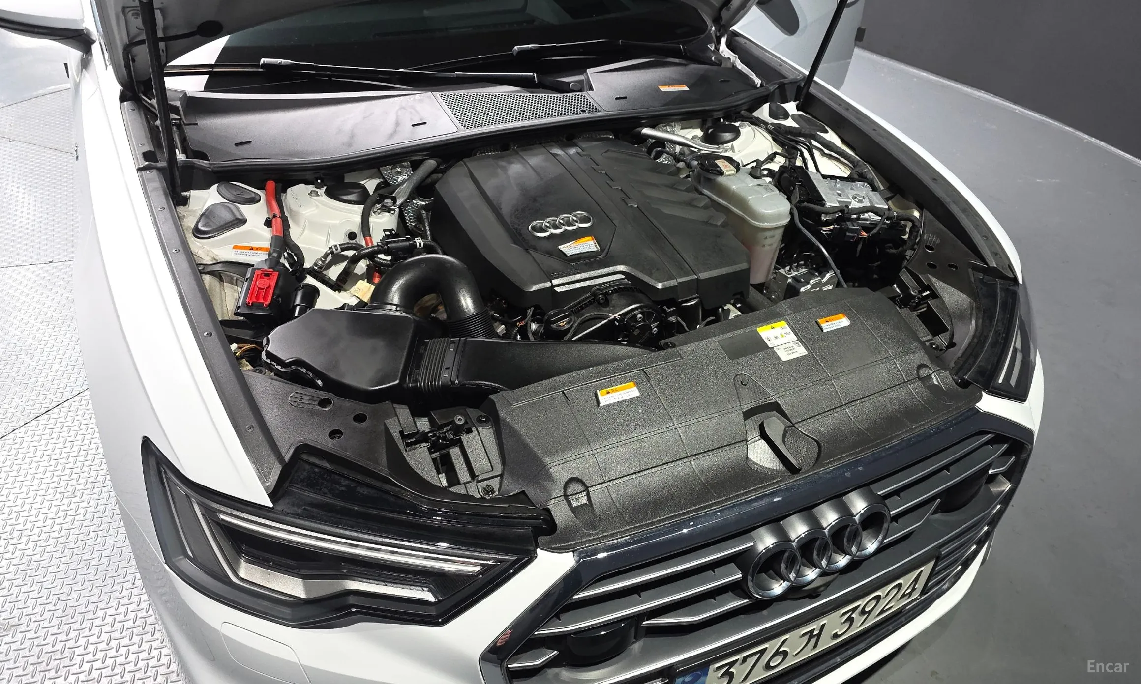 Audi A6 (C8) превью 6