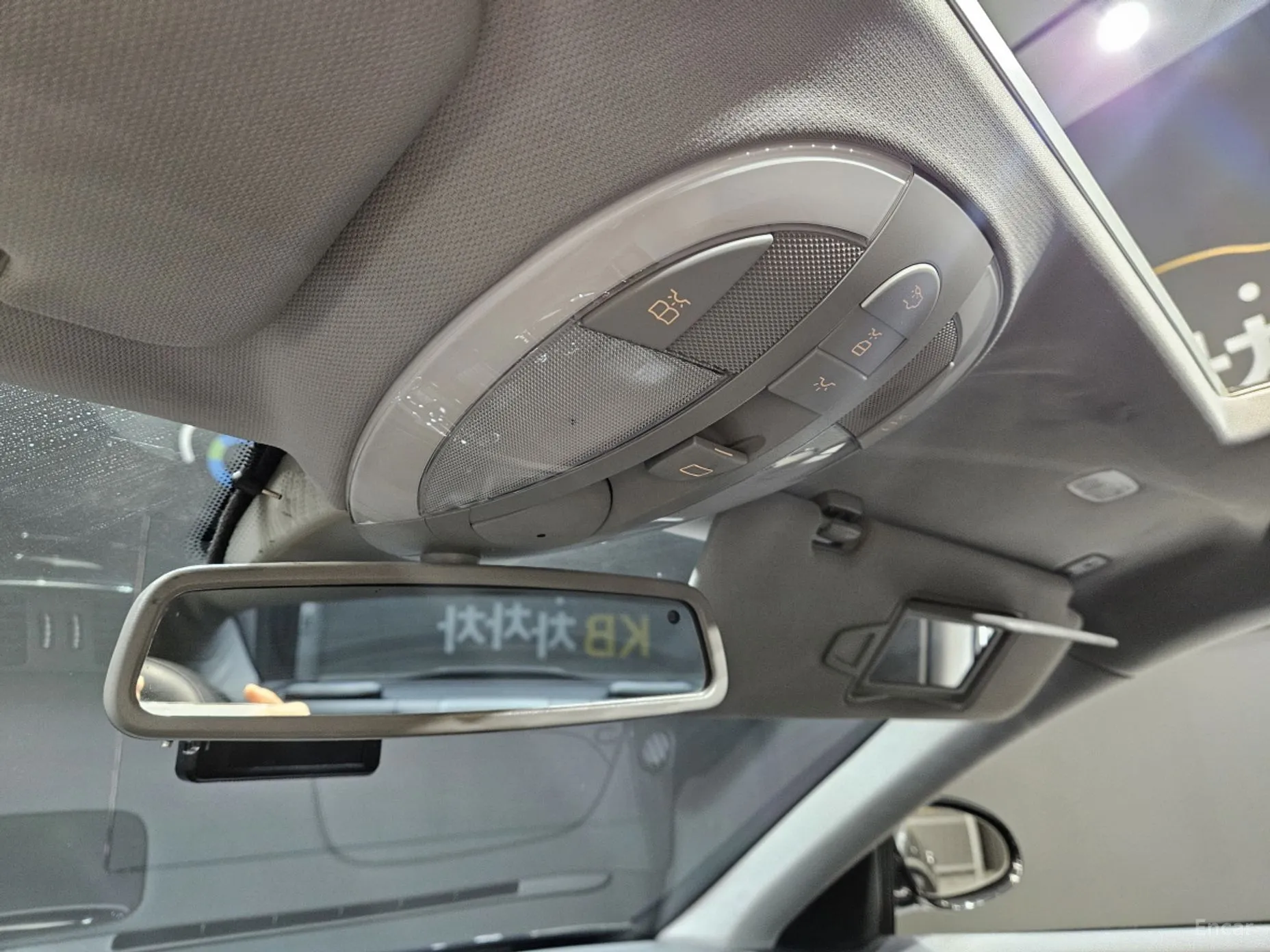 Mercedes Benz CLS-Class W219 превью 11