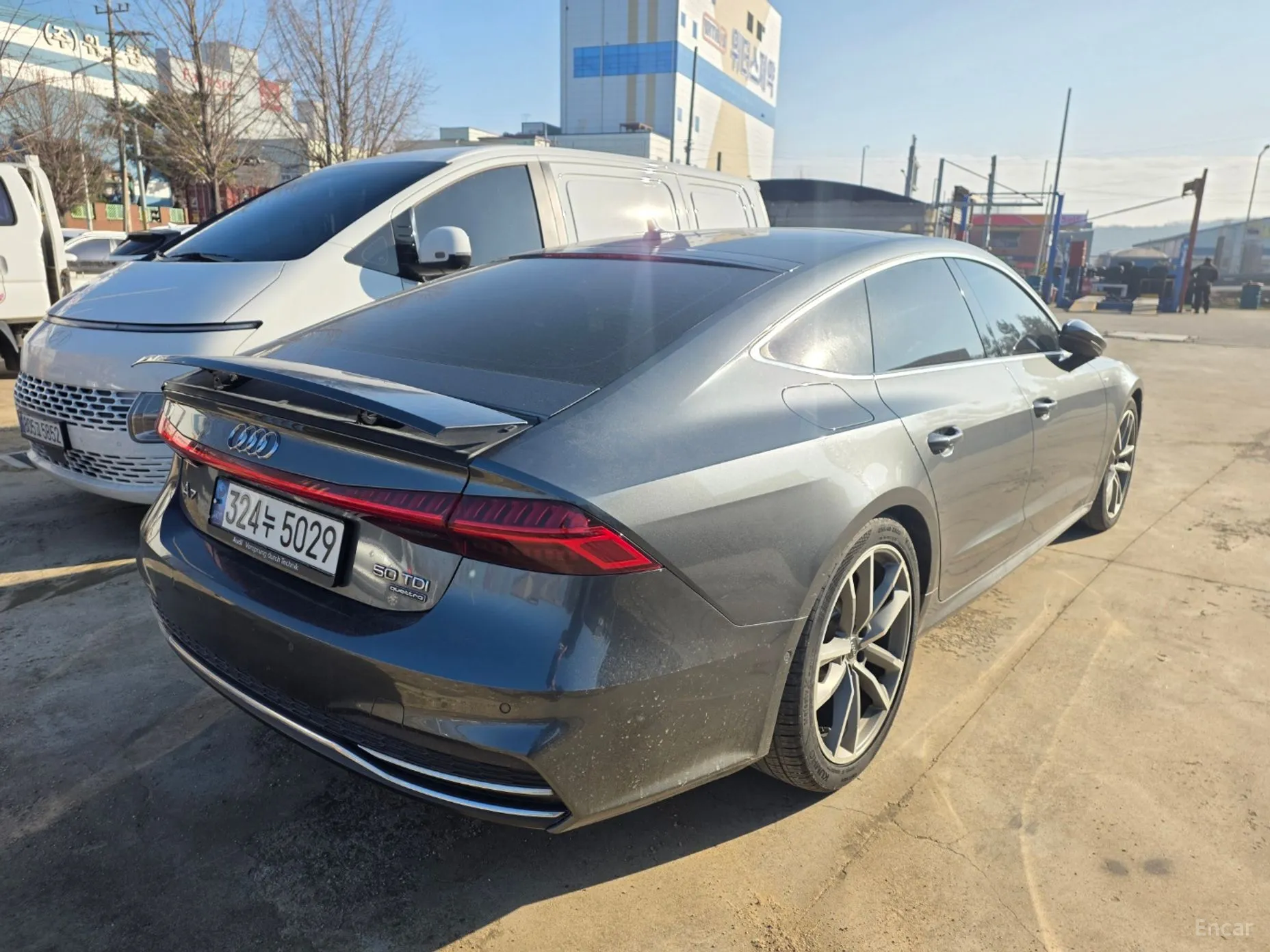 Audi A7 (4K)