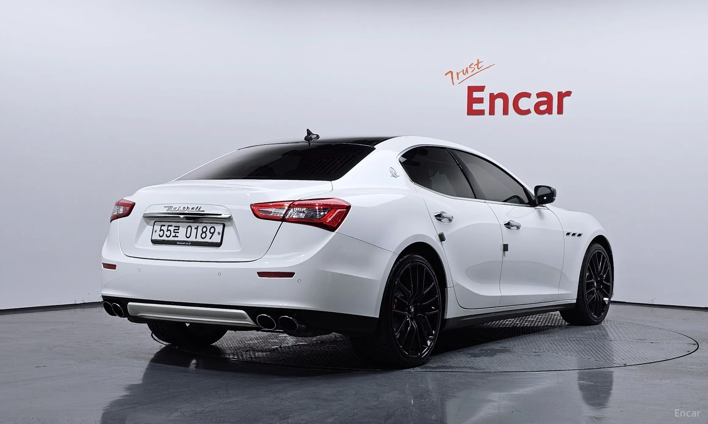 Maserati Ghibli превью 2