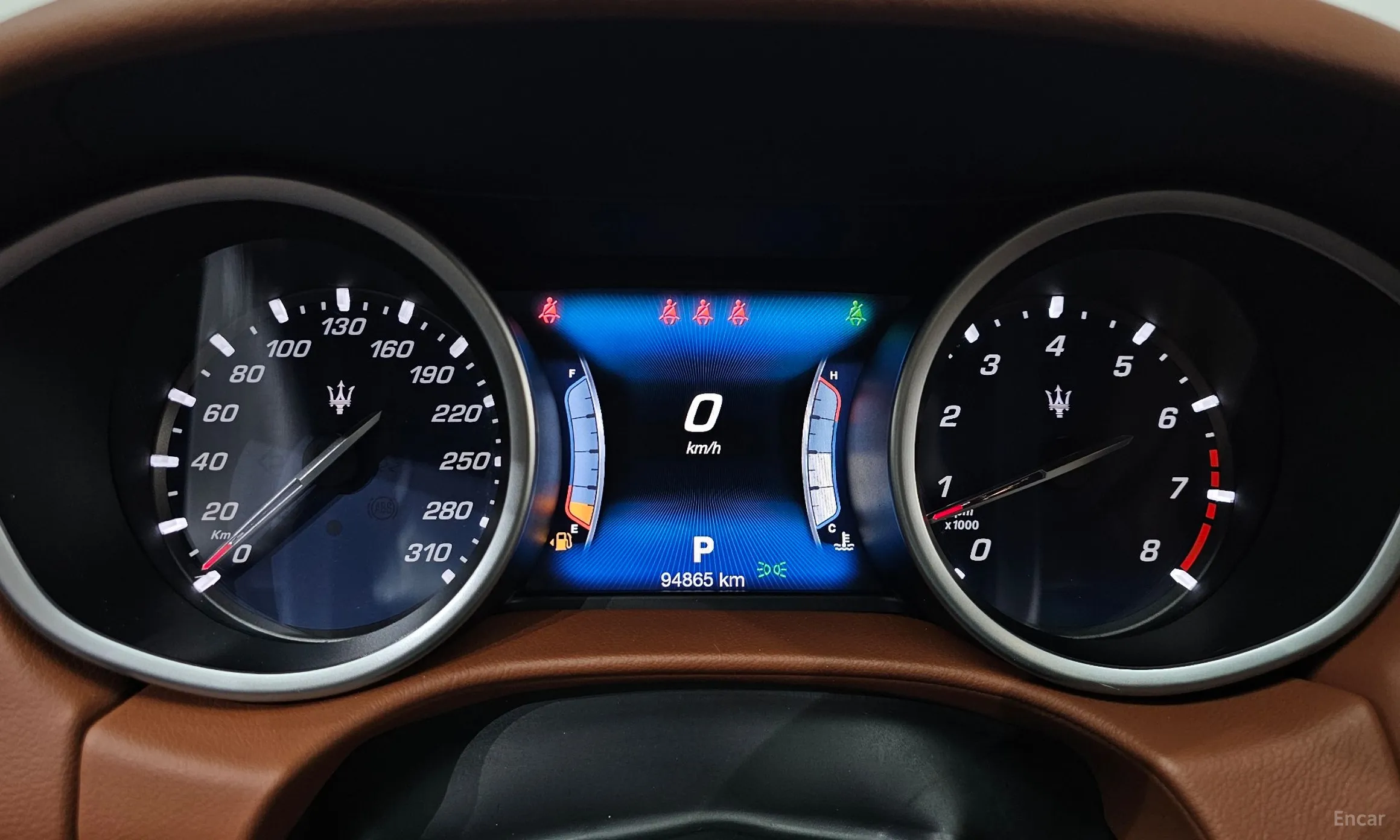 Maserati Ghibli превью 8