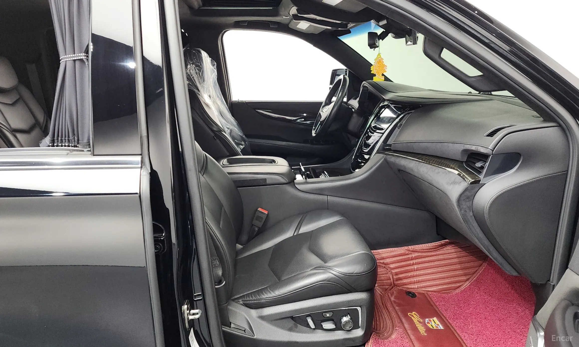 Cadillac Escalade превью 11