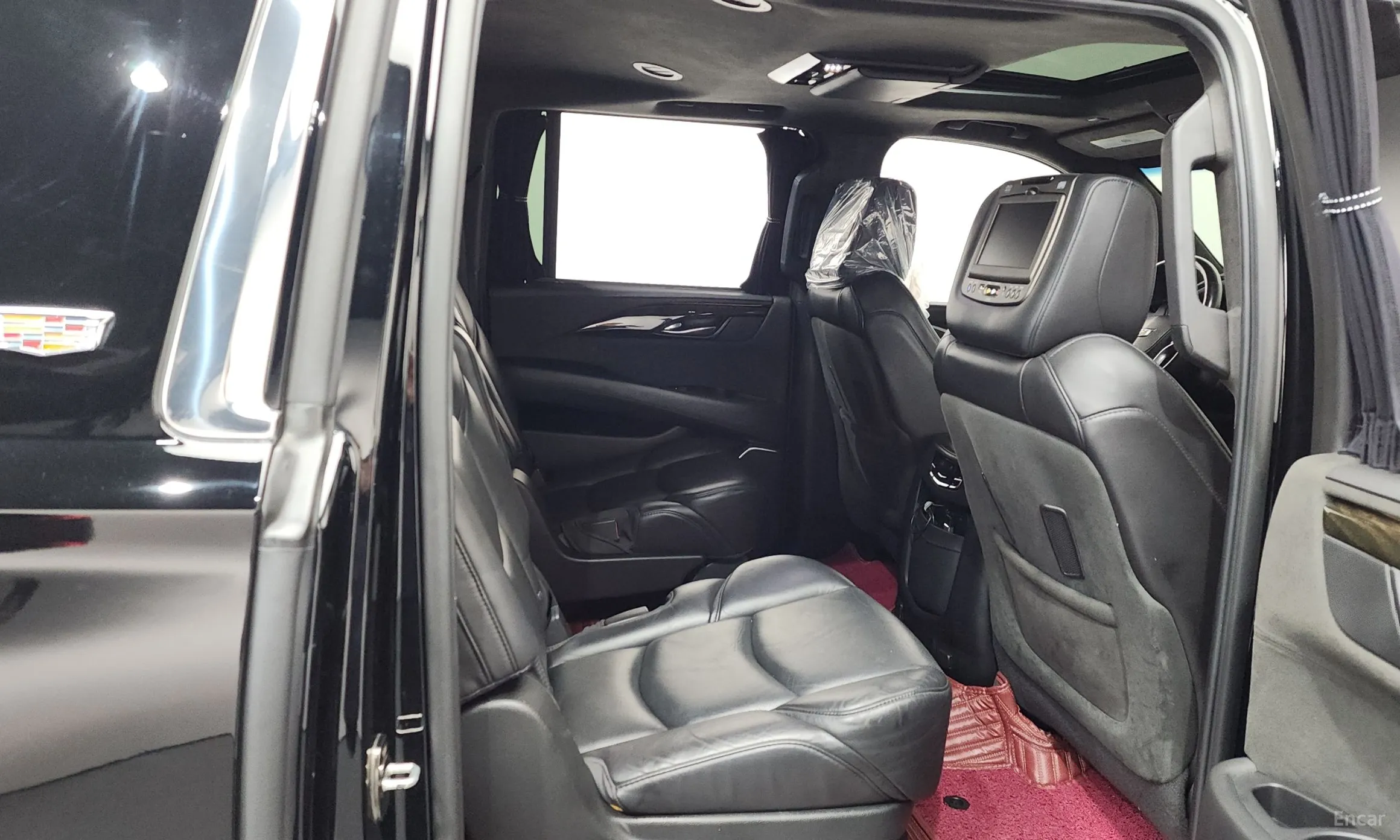 Cadillac Escalade превью 12