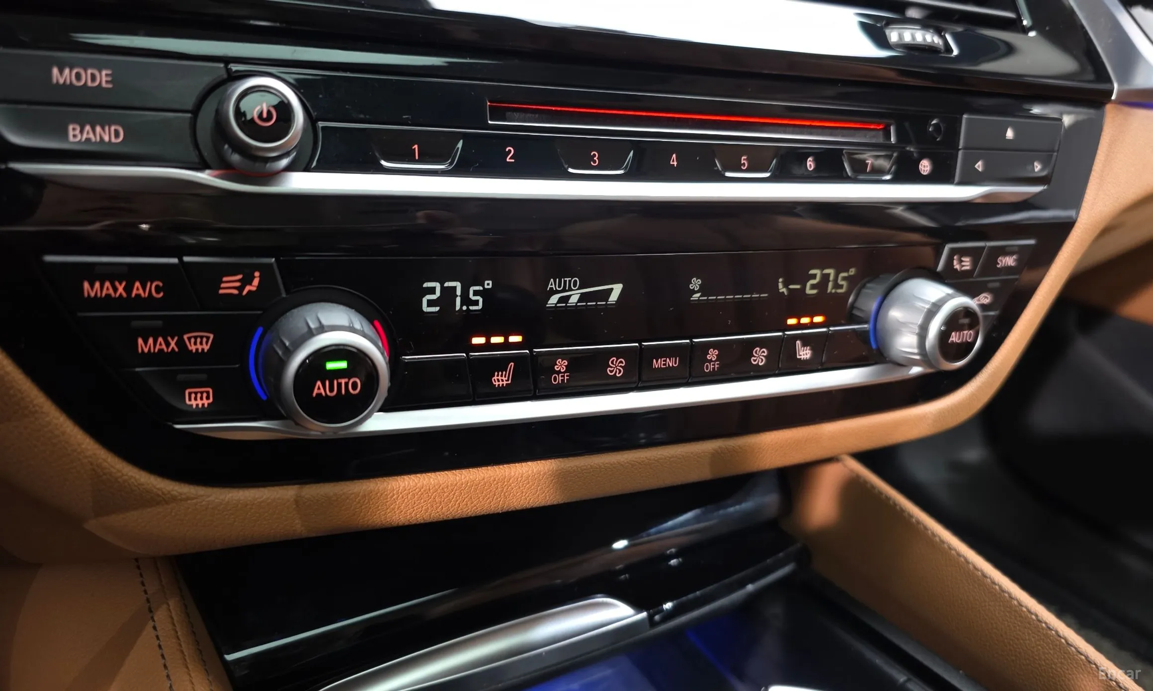 BMW 5 Series (G30) превью 16