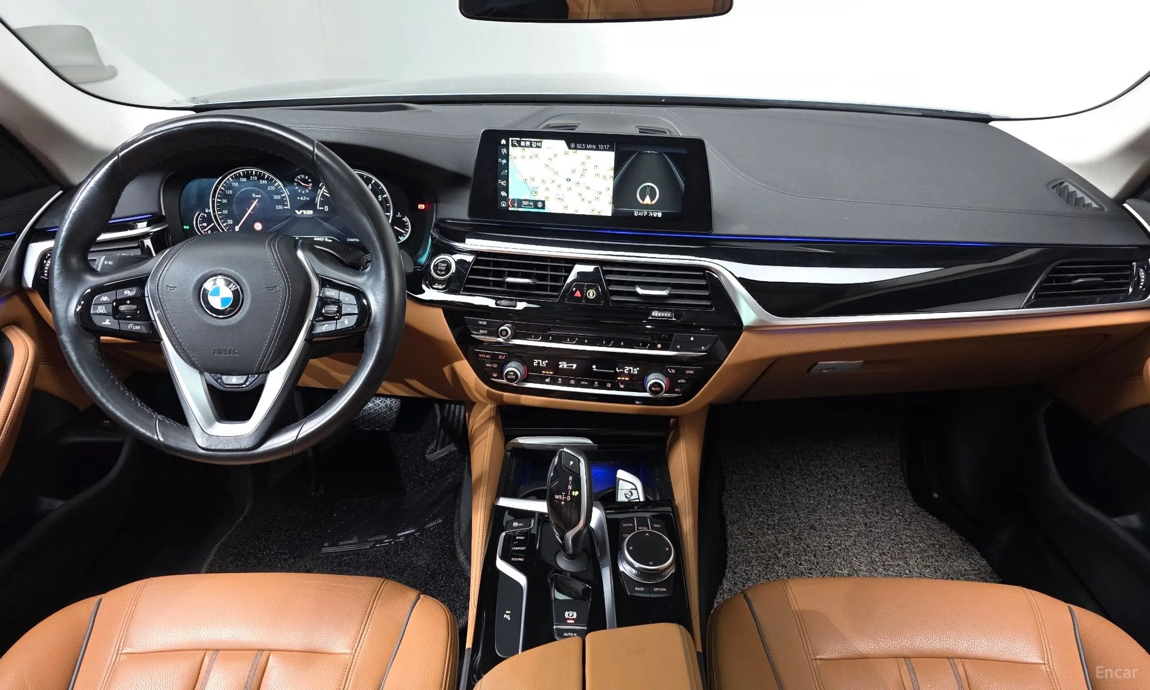 BMW 5 Series (G30) превью 7