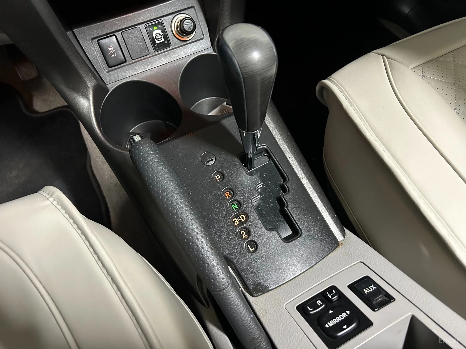 Toyota RAV4 превью 9
