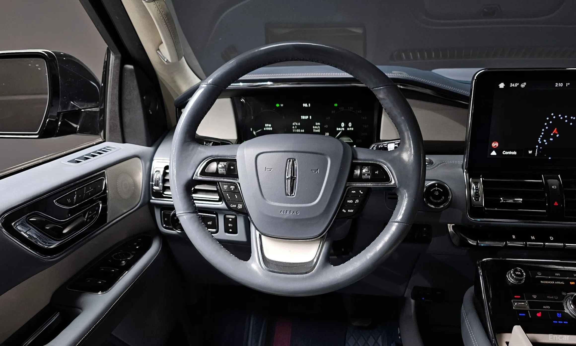 Lincoln Navigator 4th generation превью 13