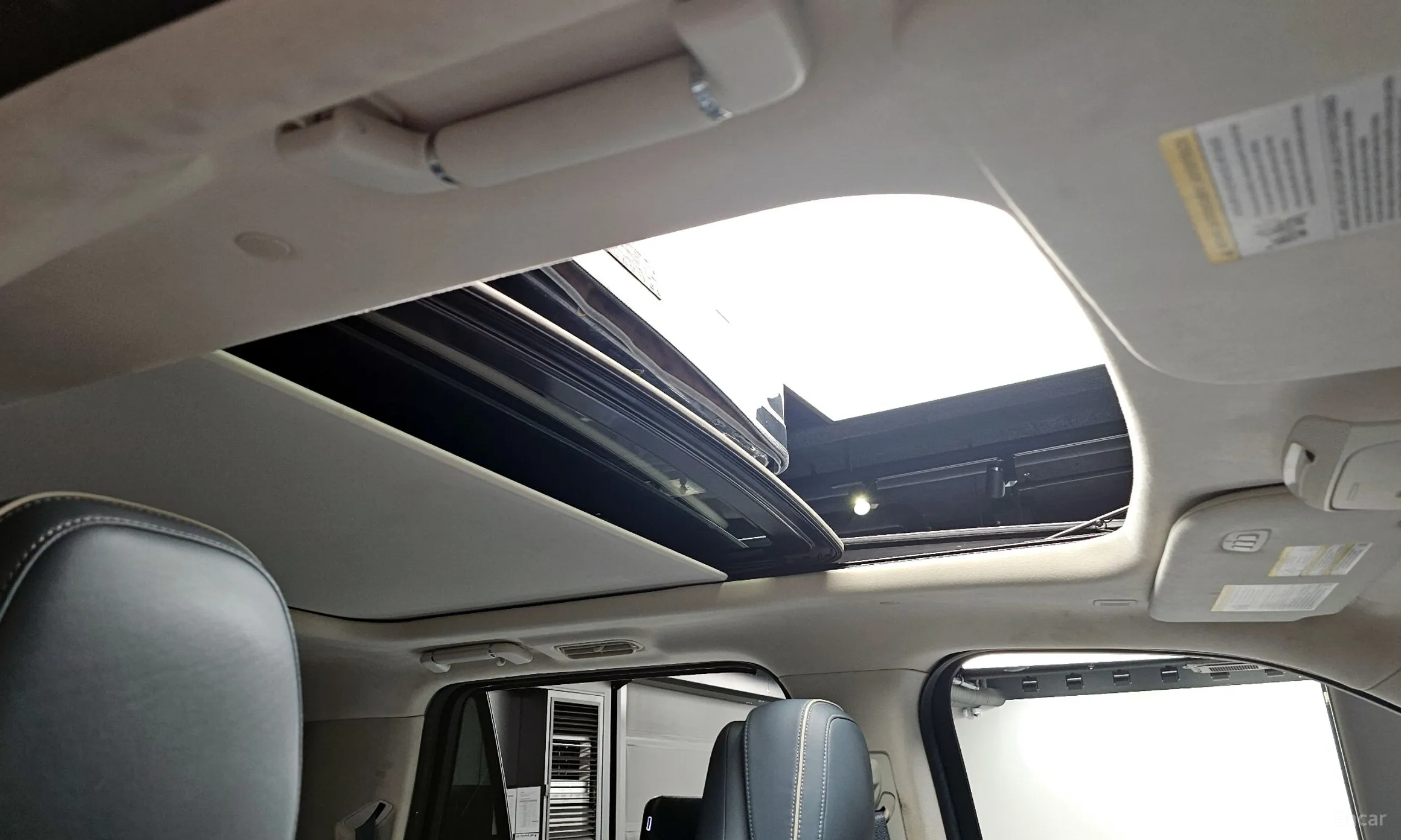 Lincoln Navigator 4th generation превью 18