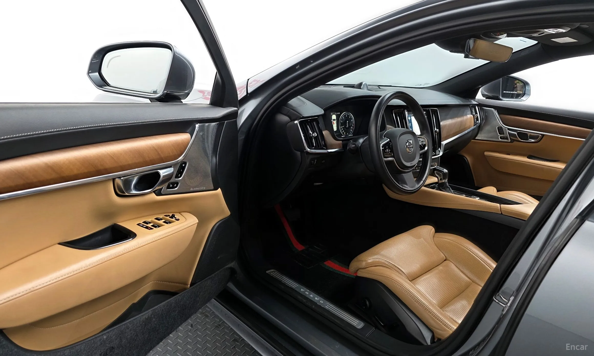 Volvo S90 превью 10