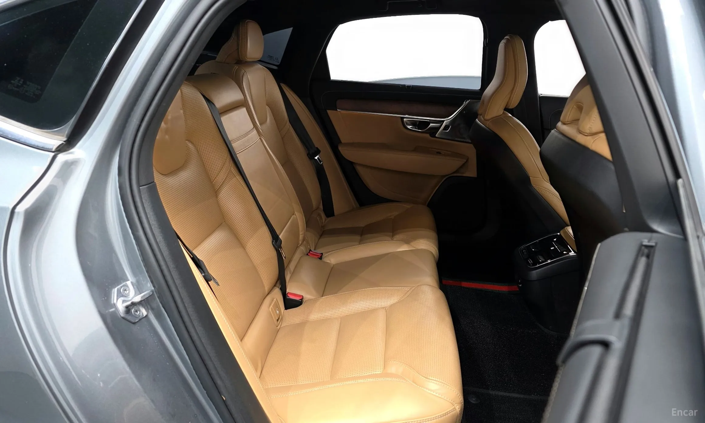 Volvo S90 превью 12