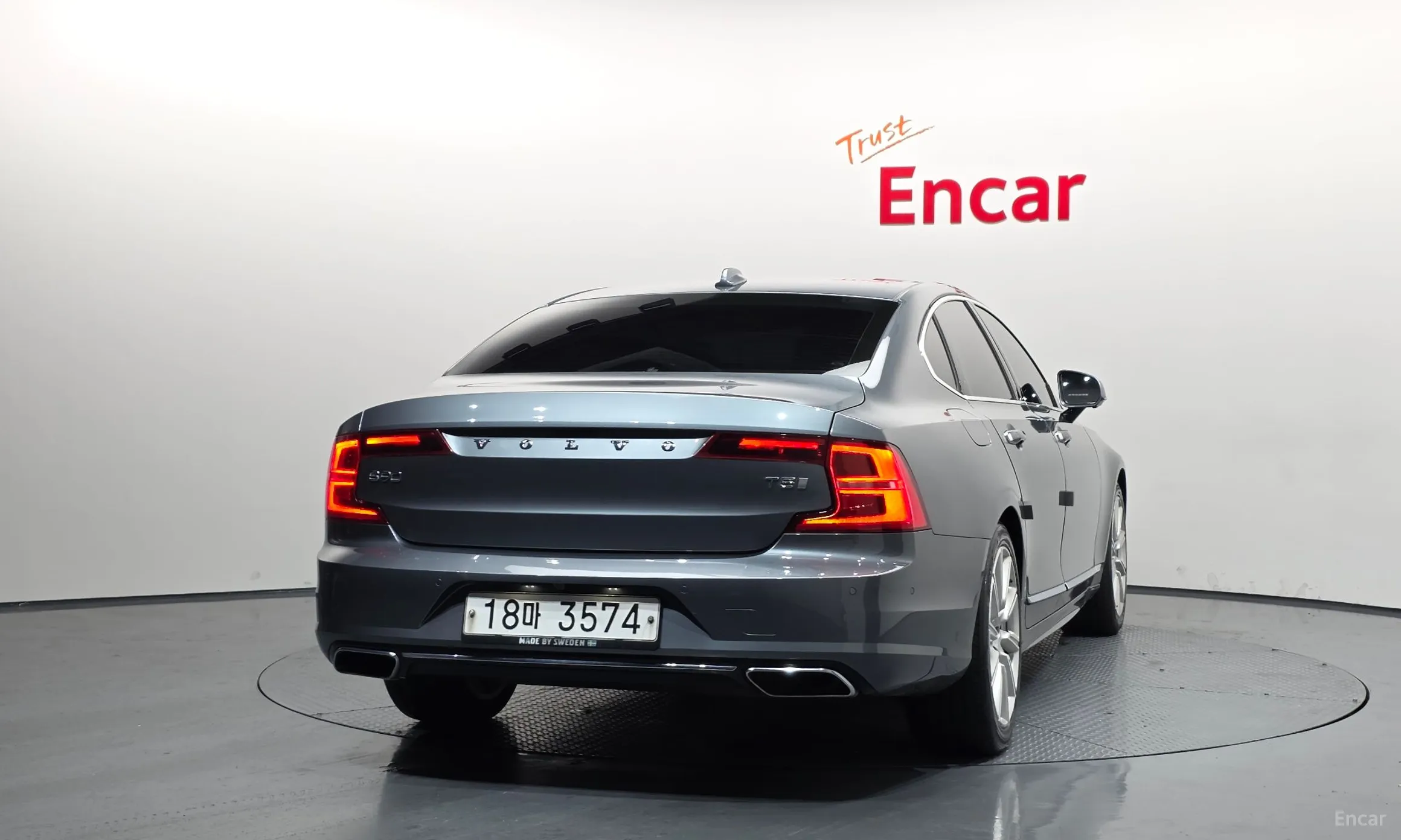 Volvo S90 превью 4