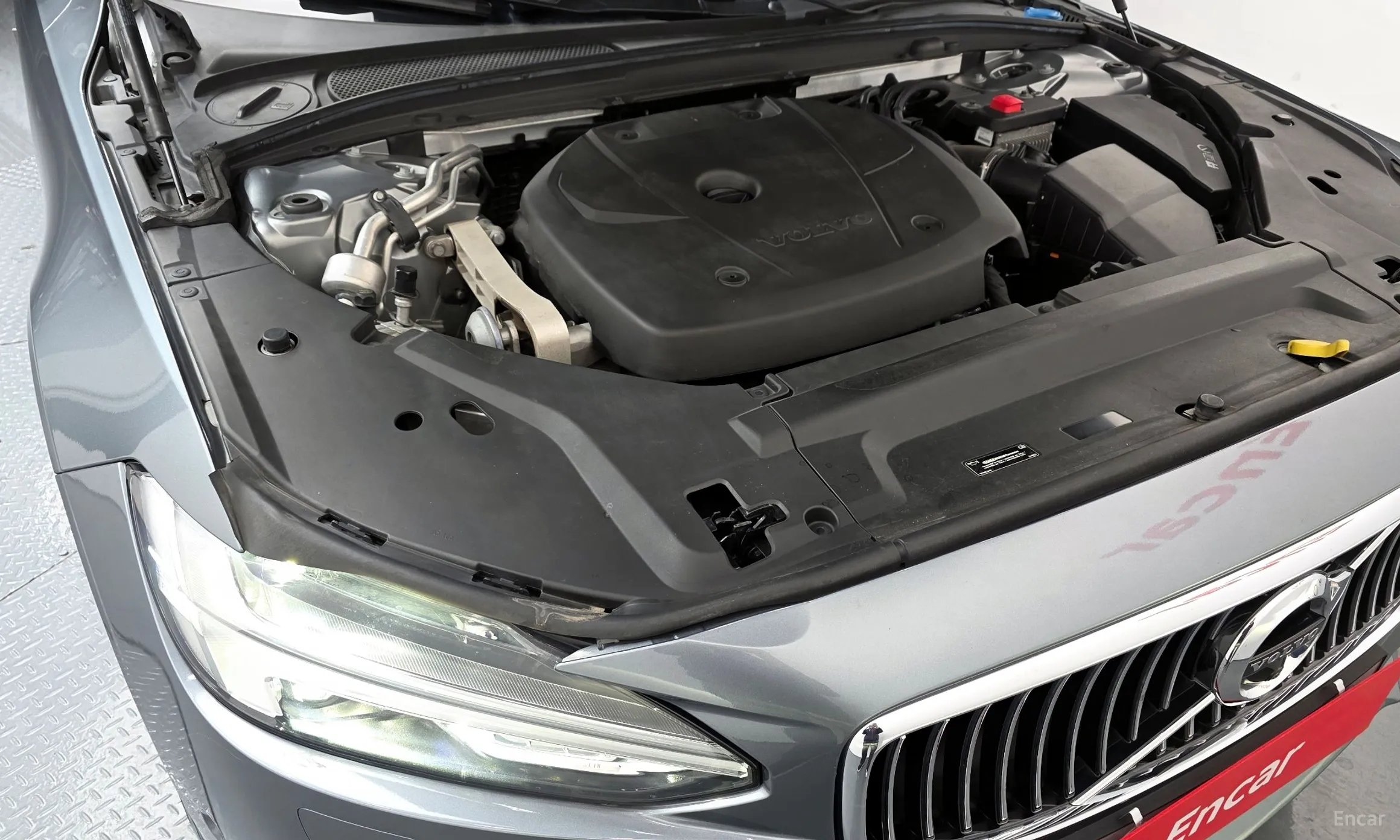Volvo S90 превью 6