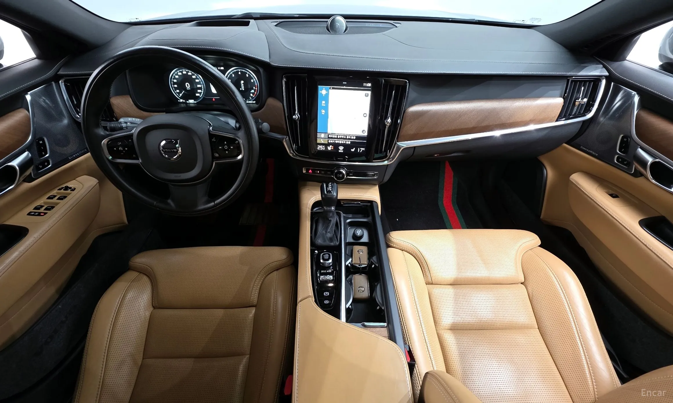 Volvo S90 превью 7