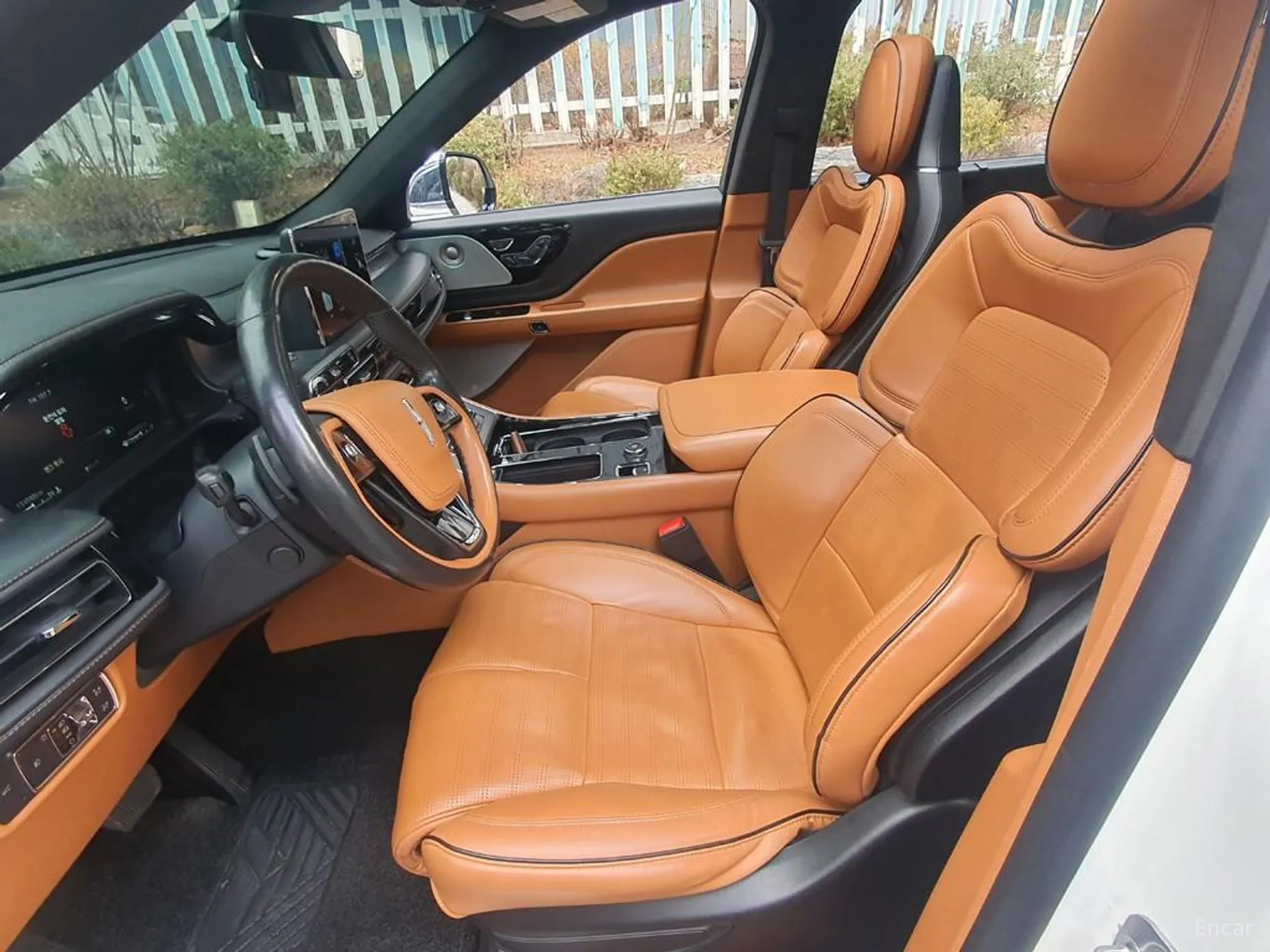 Lincoln Aviator 2nd Generation превью 10