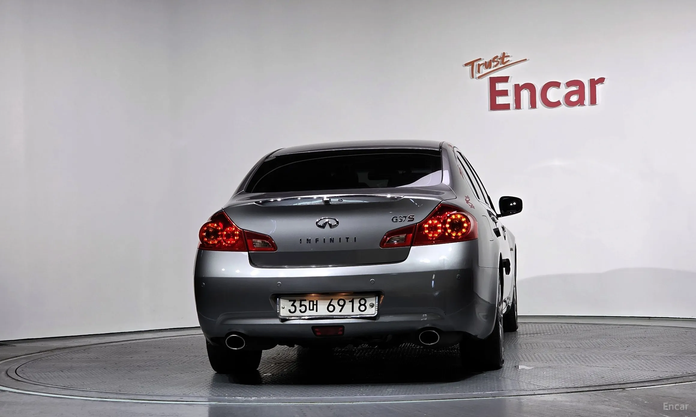 Infiniti G37 превью 4