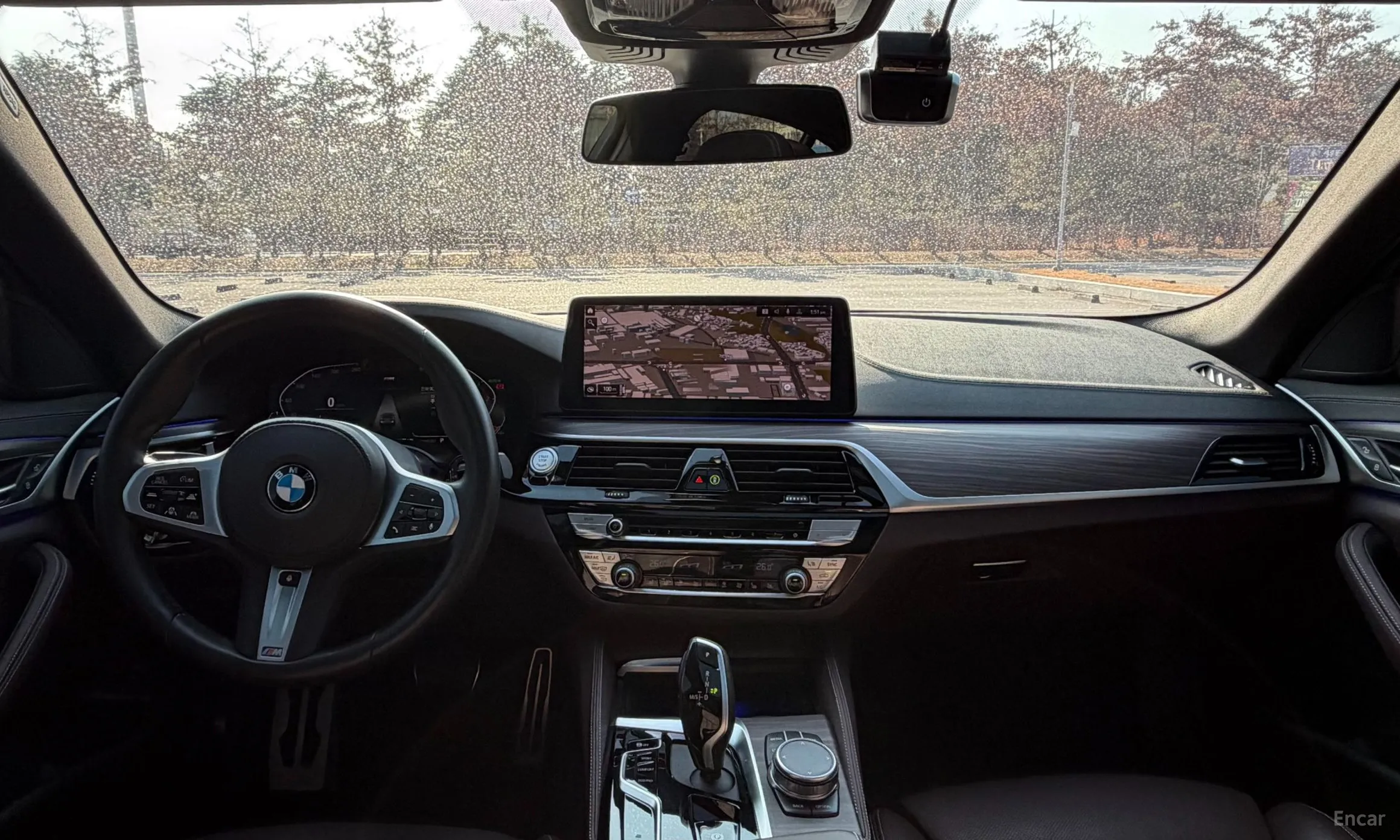 BMW 5 Series (G30) превью 7