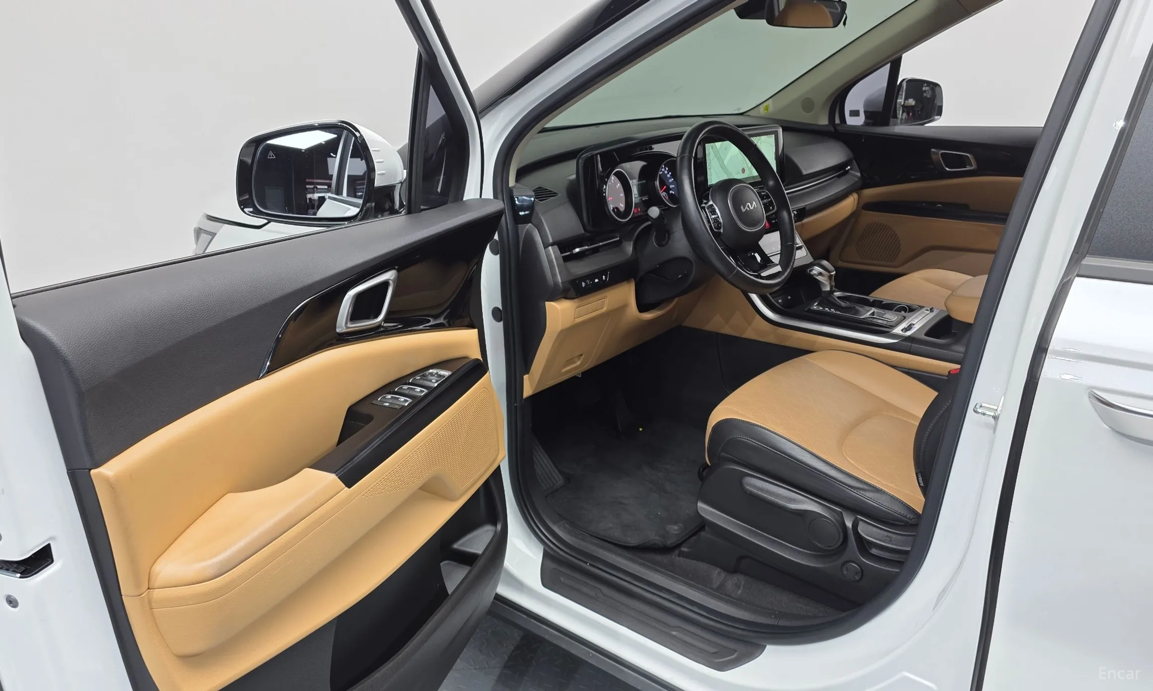 Kia Carnival Gen 4 превью 11