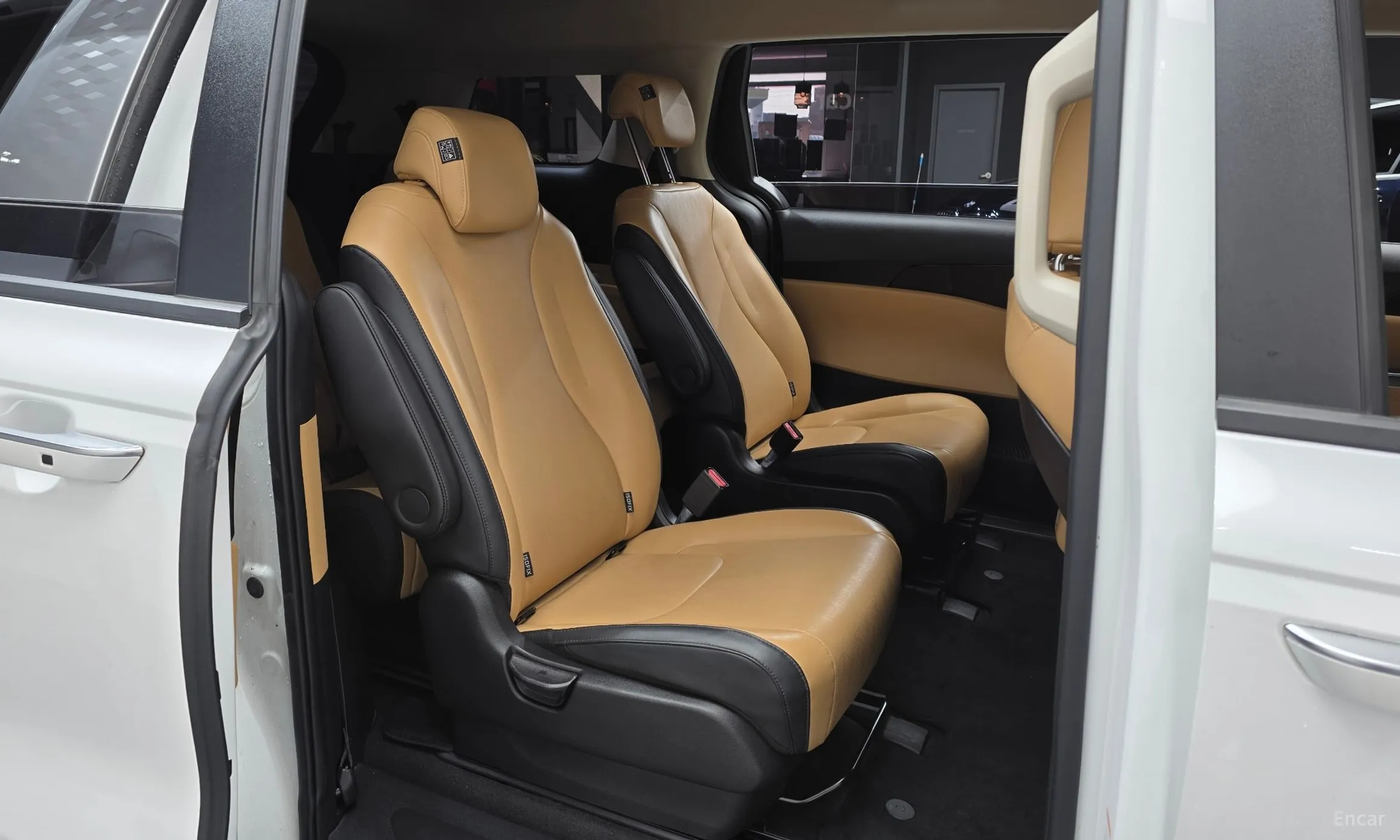 Kia Carnival Gen 4 превью 12