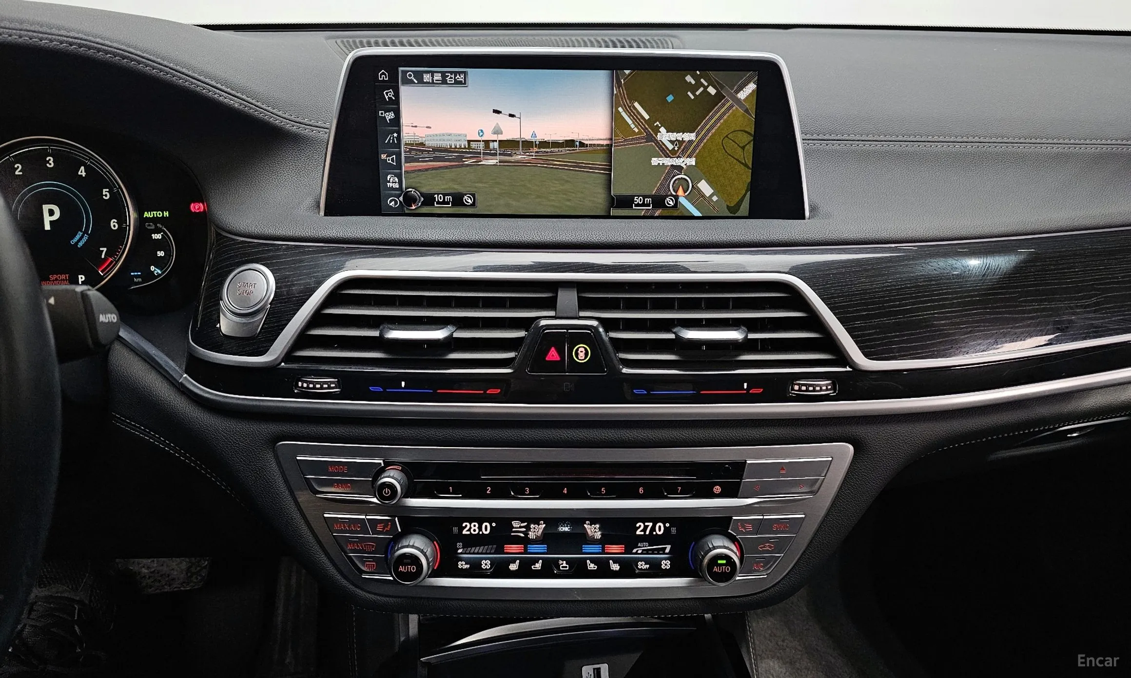 BMW 7 Series (G11) превью 14