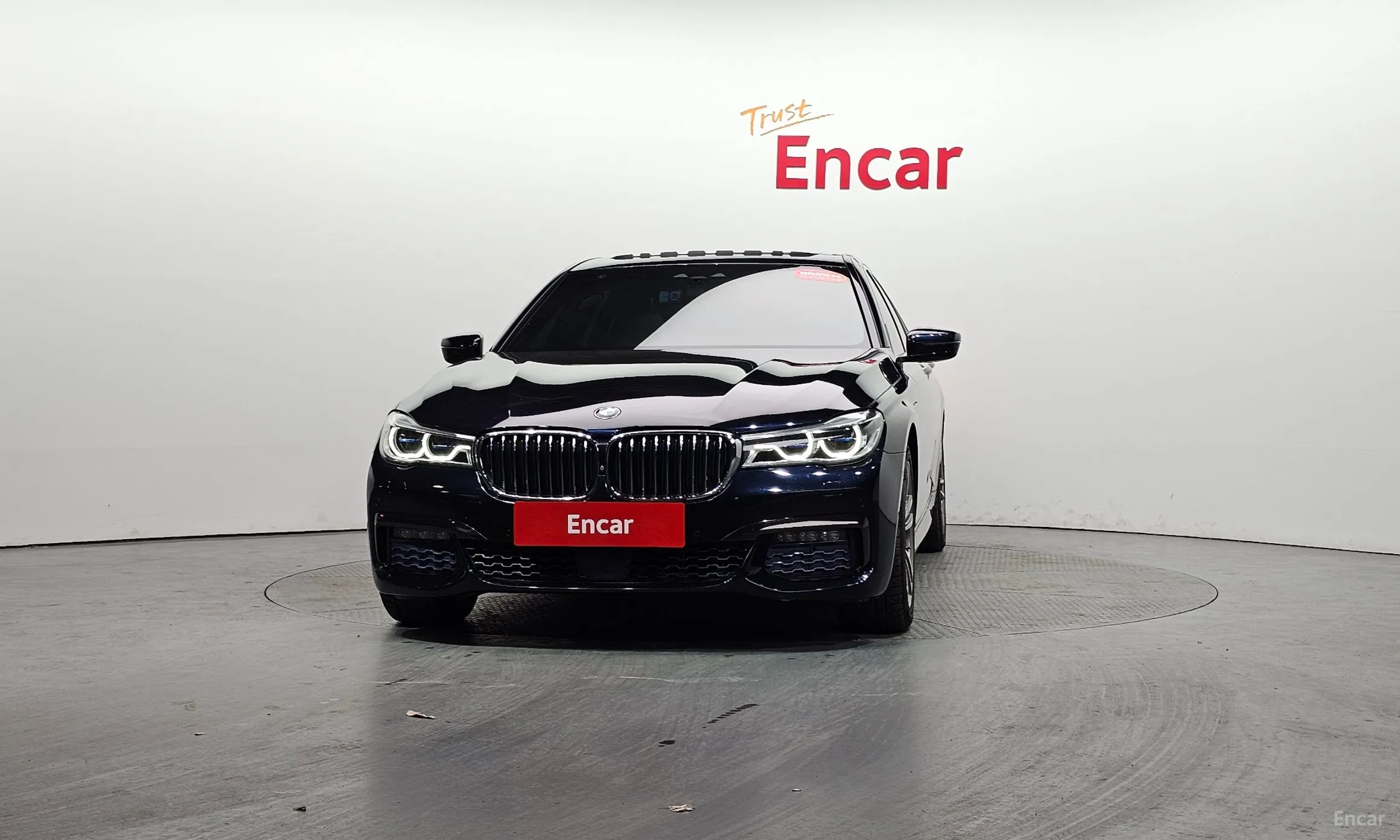 BMW 7 Series (G11) превью 3