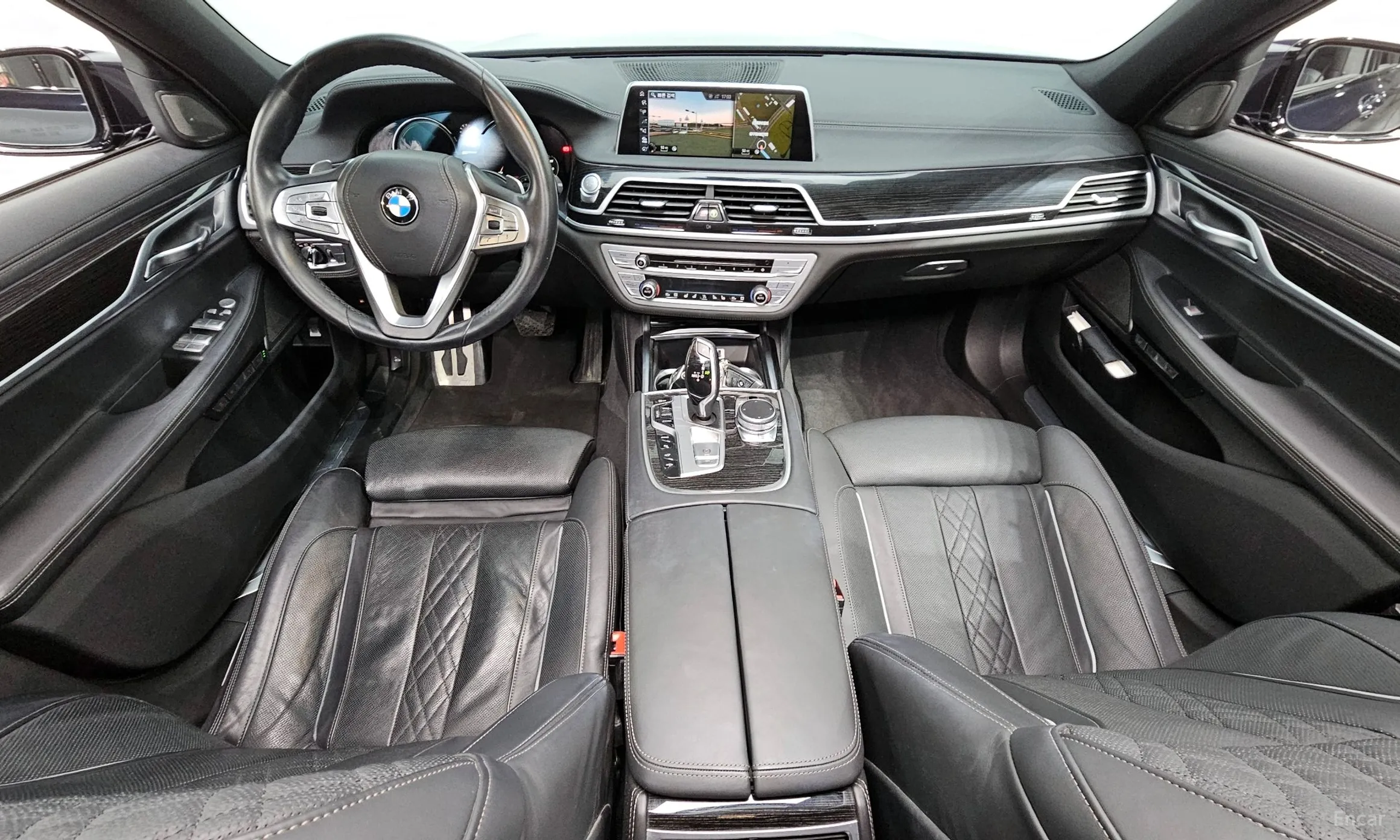 BMW 7 Series (G11) превью 7