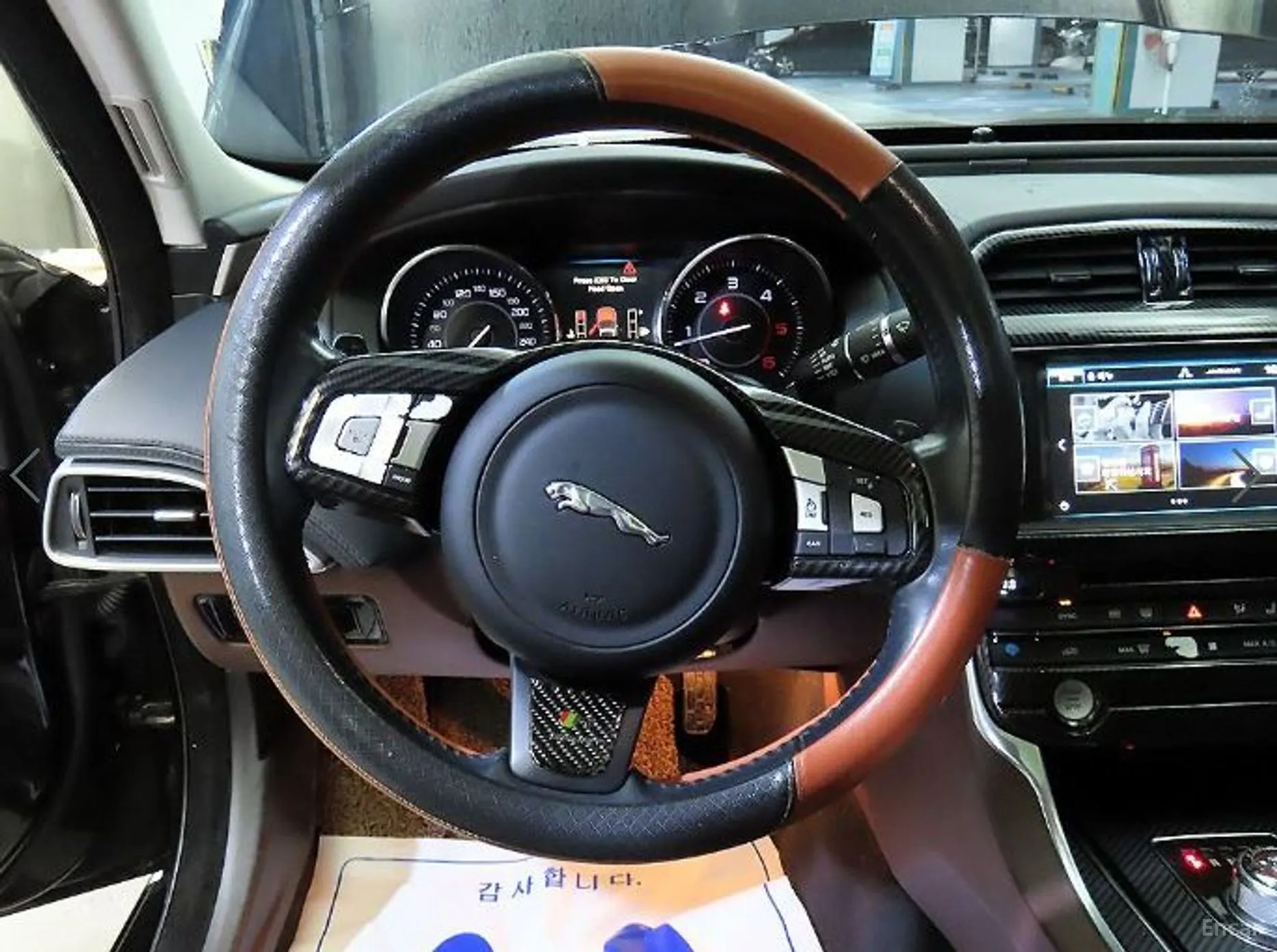Jaguar XE превью 8